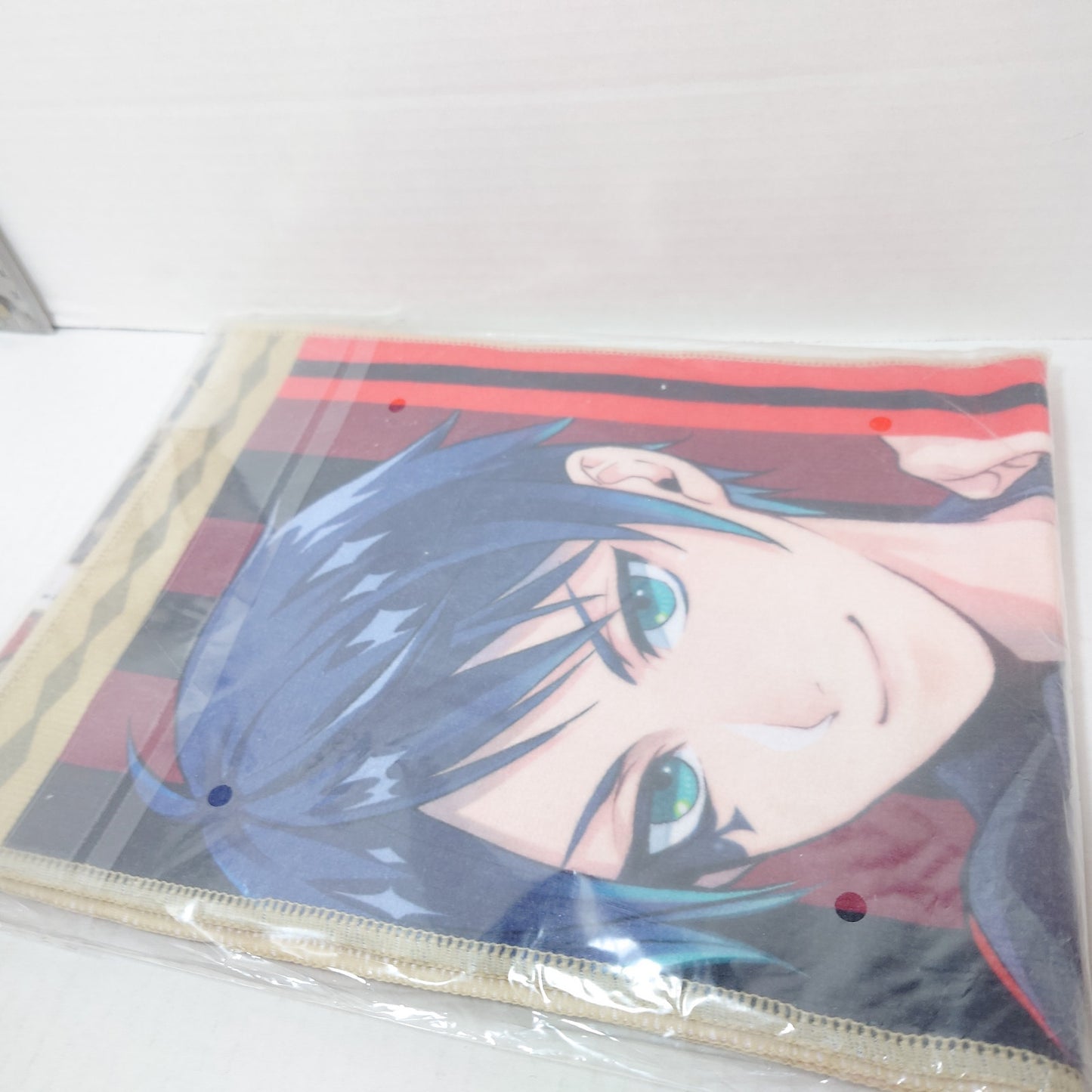 Deuce Spade Heartslabyul Twisted Wonderland Towel