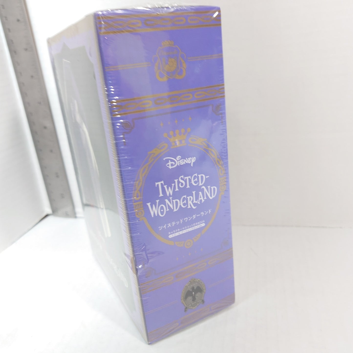 Azul Ashengrotto Octavinelle Twisted Wonderland Plush & Booklet