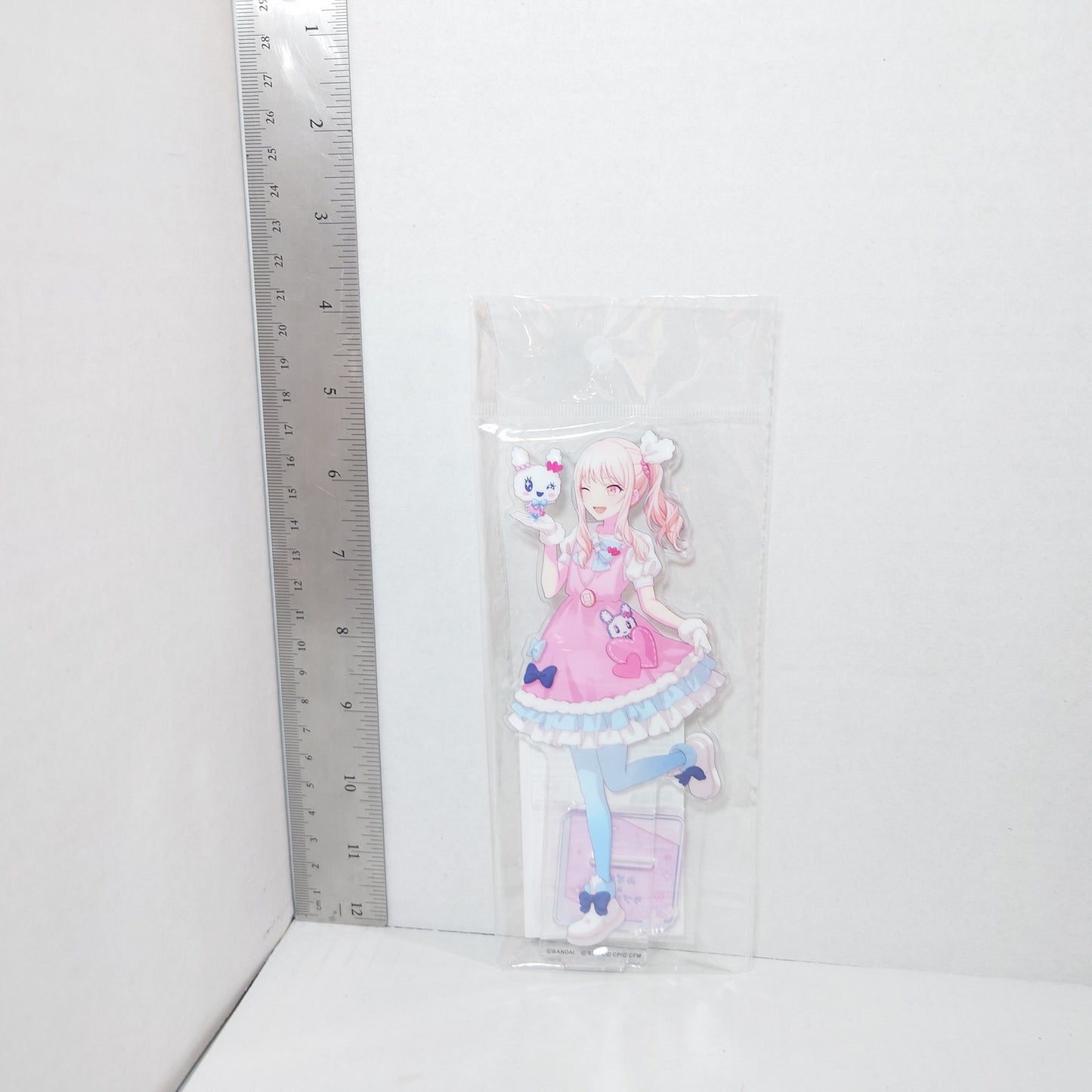 Mizuki Akiyama 25-ji, Night Code de. Project Sekai x Tamagotchi Acrylic Stand