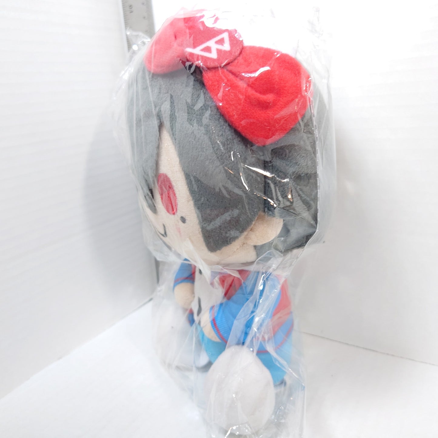 Ichiro Yamada Hypnosis Mic x Sanrio Plush Hello Kitty Ver