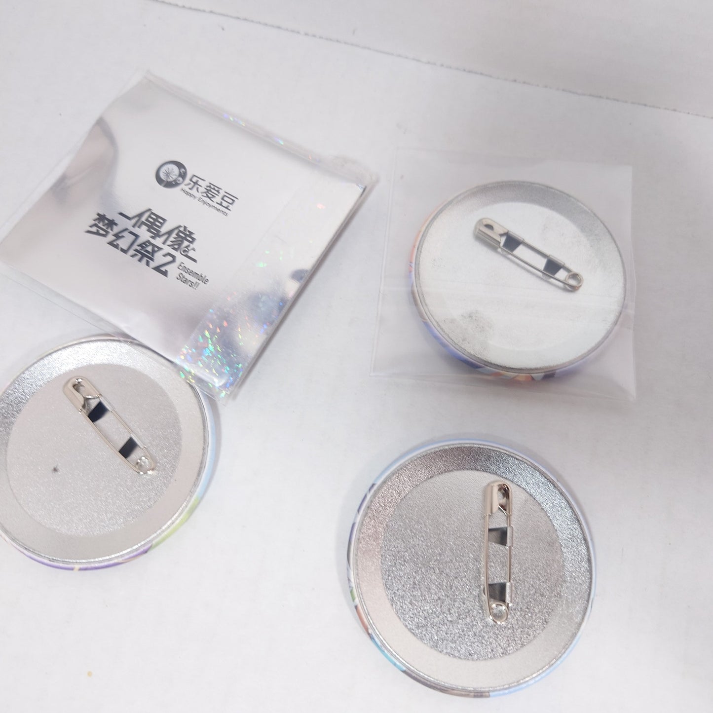 Makoto Yuuki Trickstar Ensemble Stars Pin Set