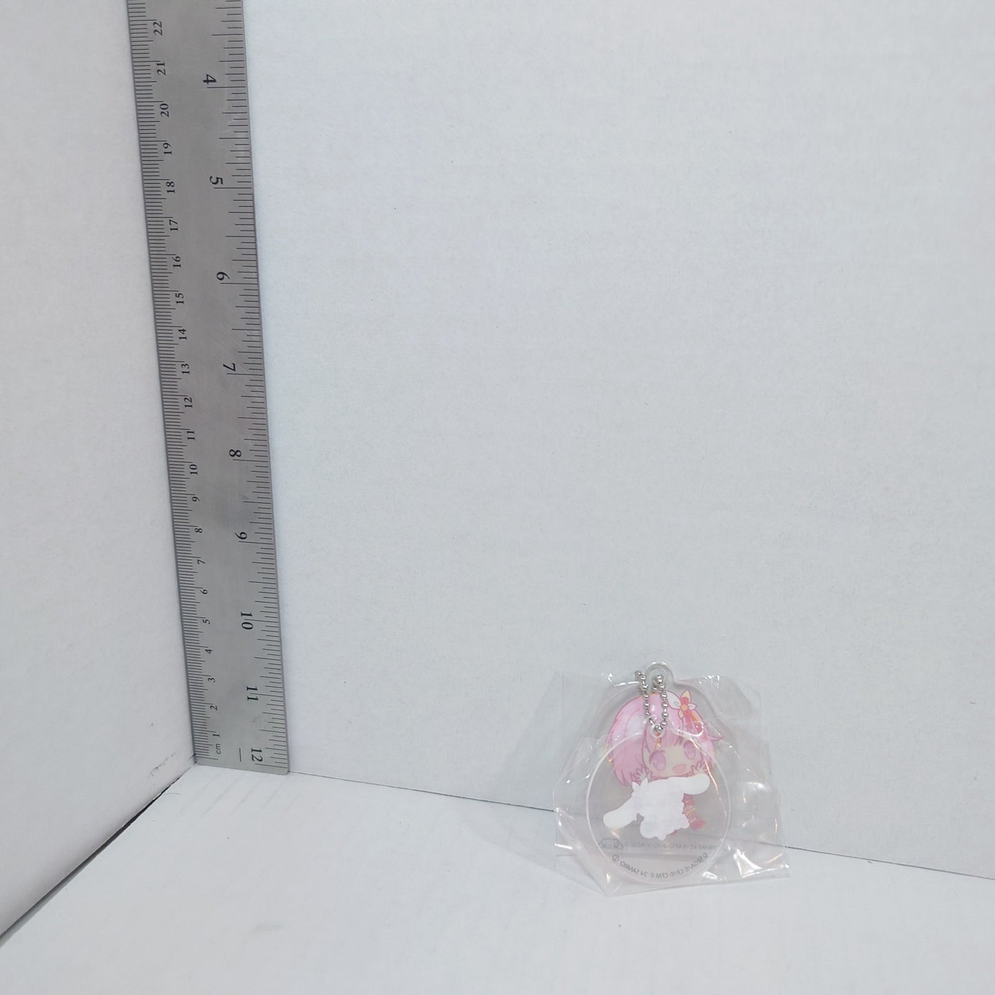 Emu Otori Wonderlands x Showtime Project Sekai x Sanrio Cinnamoroll Acrylic Keychain