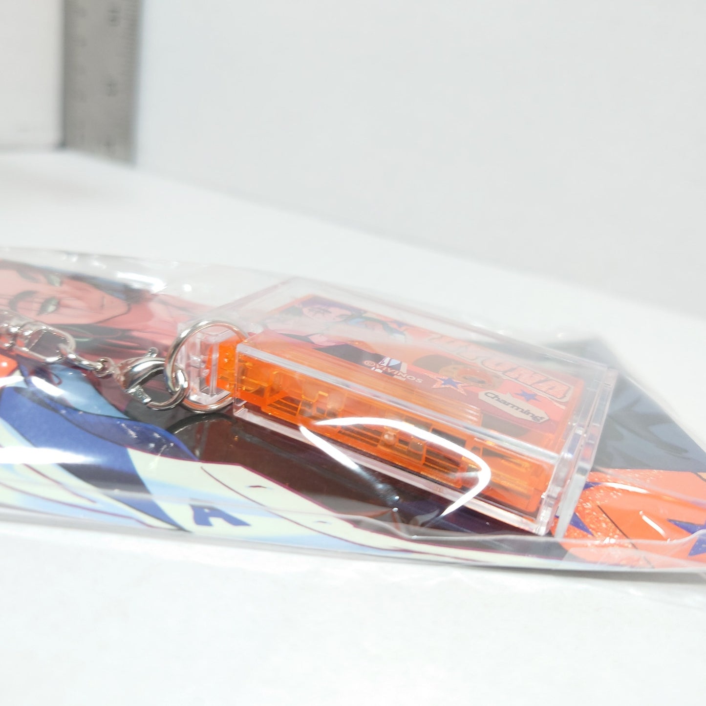 Hyuna Alien Stage Find your Plus One! Cassette Keychain
