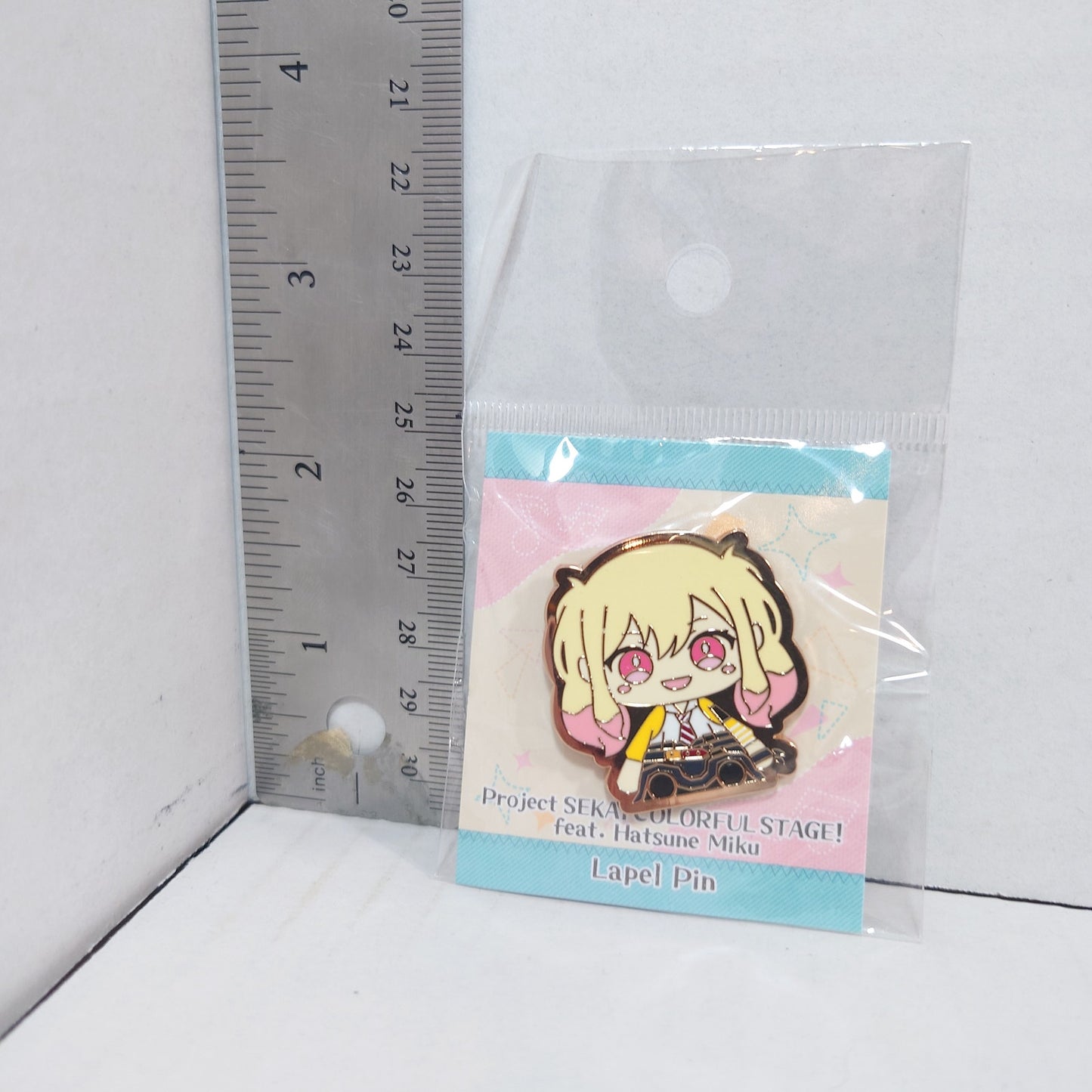 Saki Tenma Leo/Need Project Sekai MySekai Lapel Pin