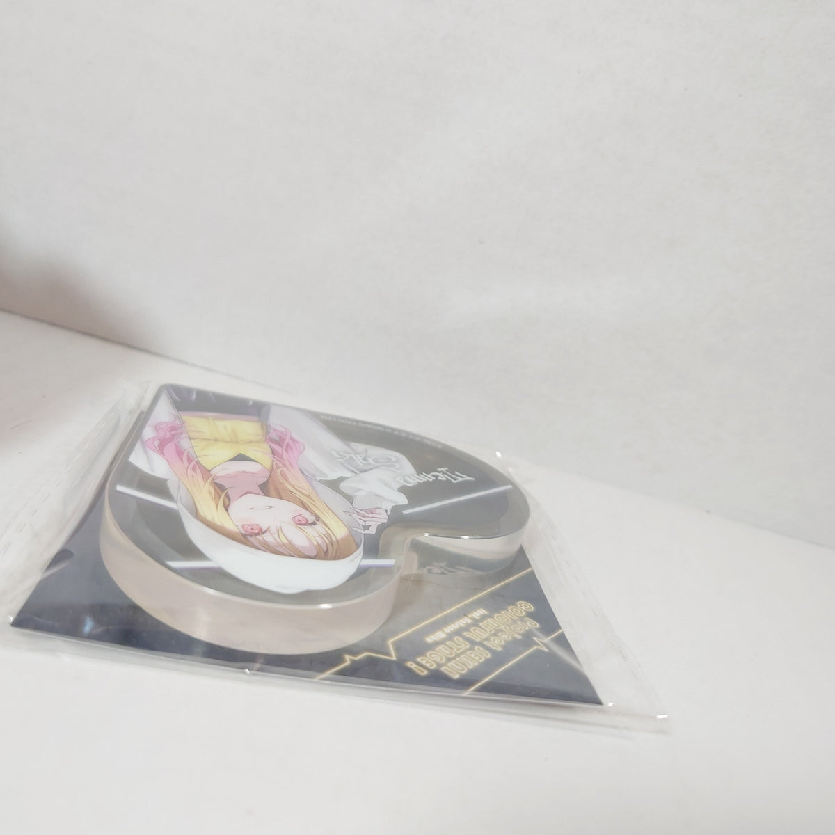 Saki Tenma Leo/Need Project Sekai x ZOZOTOWN Acrylic Block