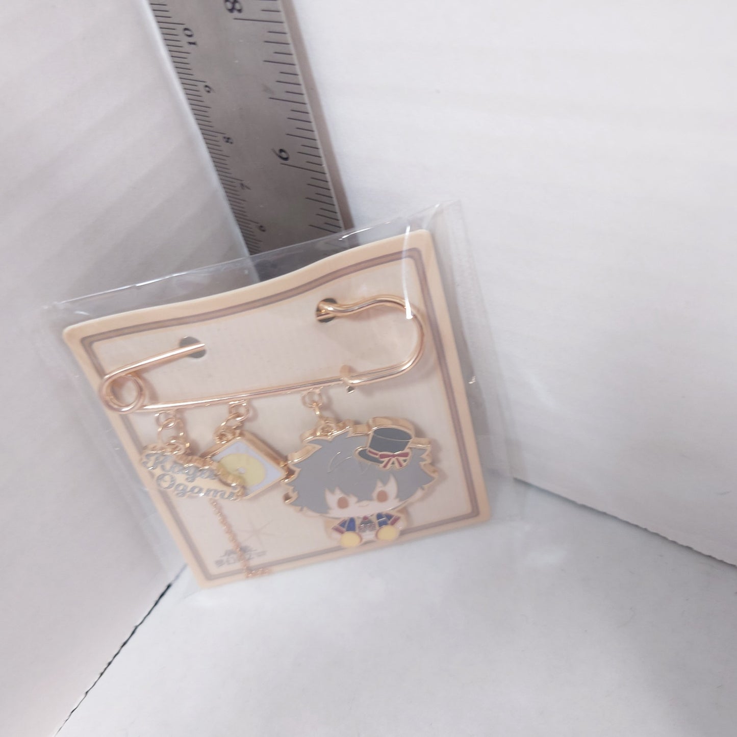 Oogami Koga UNDEAD Ensemble Stars CN Brooch Pin