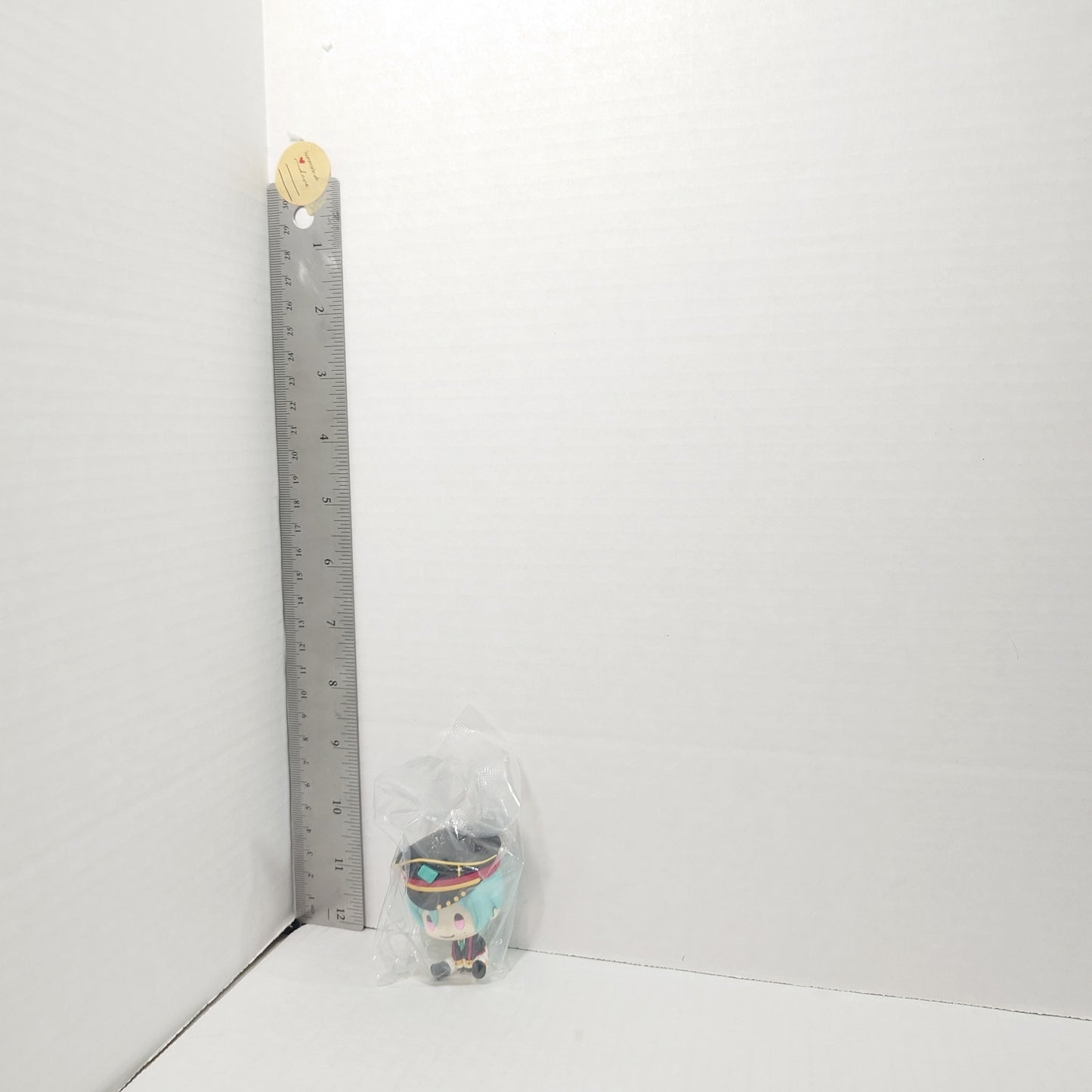 Tatsumi Kazehaya ALKALOID Ensemble Stars Ichiban Kuji Puny Beans Mini Figure
