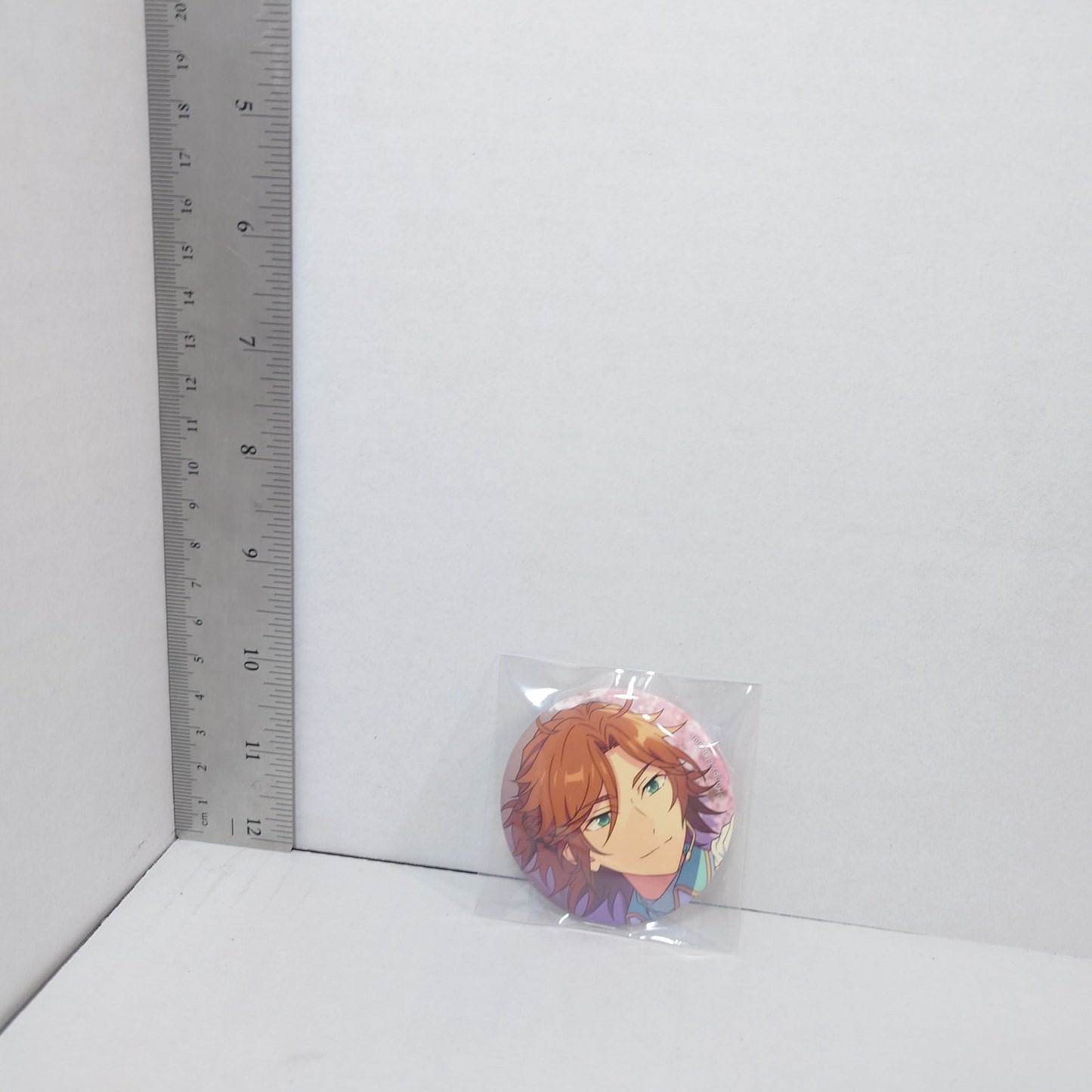 Madara Mikejima Ensemble Stars Badge Pin