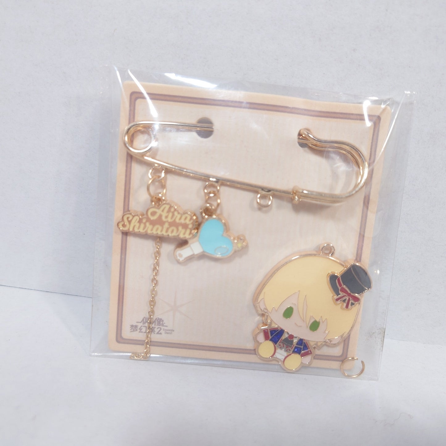 Aira Shiratori ALKALOID Ensemble Stars CN Brooch Pin