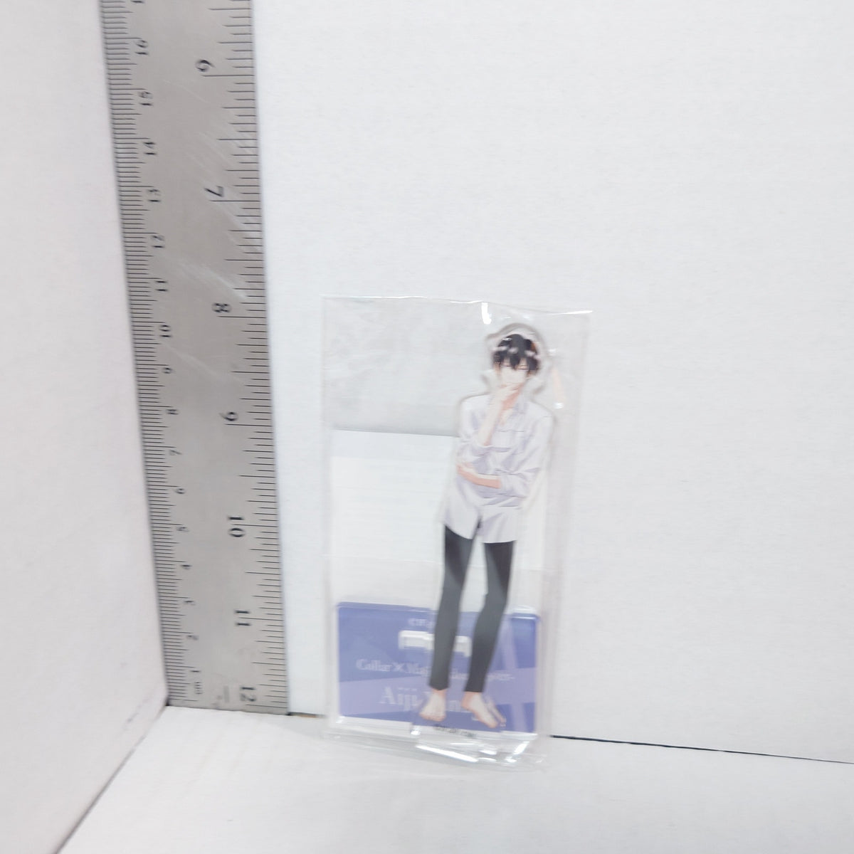 Aiji Yanagi Collar x Malice Acrylic Stand
