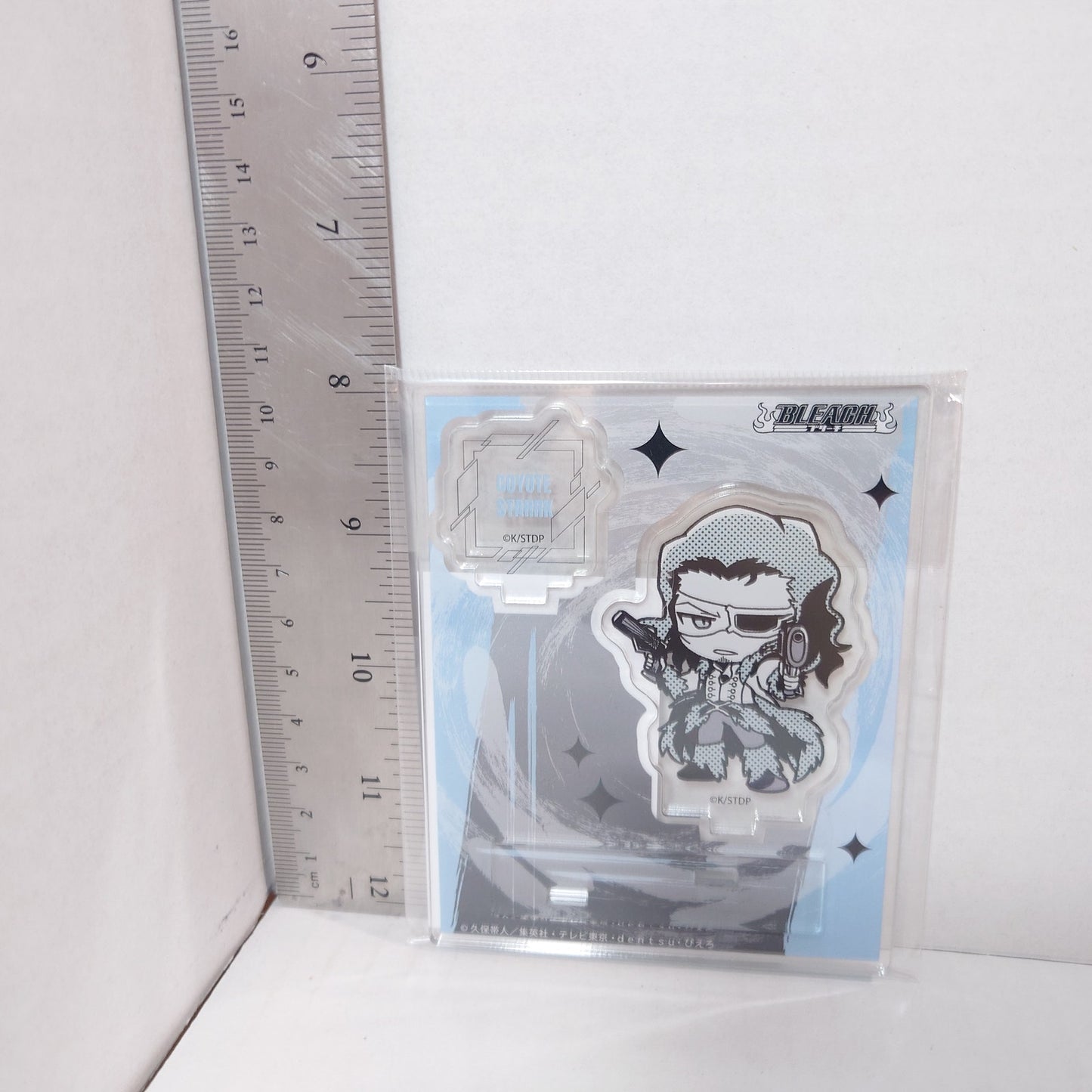 Coyote Starrk BLEACH Acrylic Stand