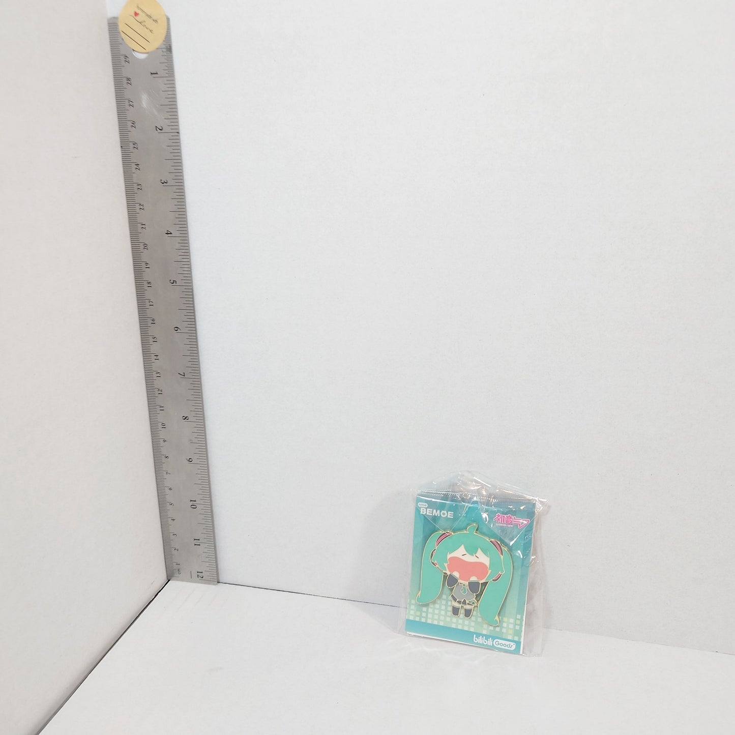 MIKU Hatsune Vocaloid CN Bomoe Collab Pin