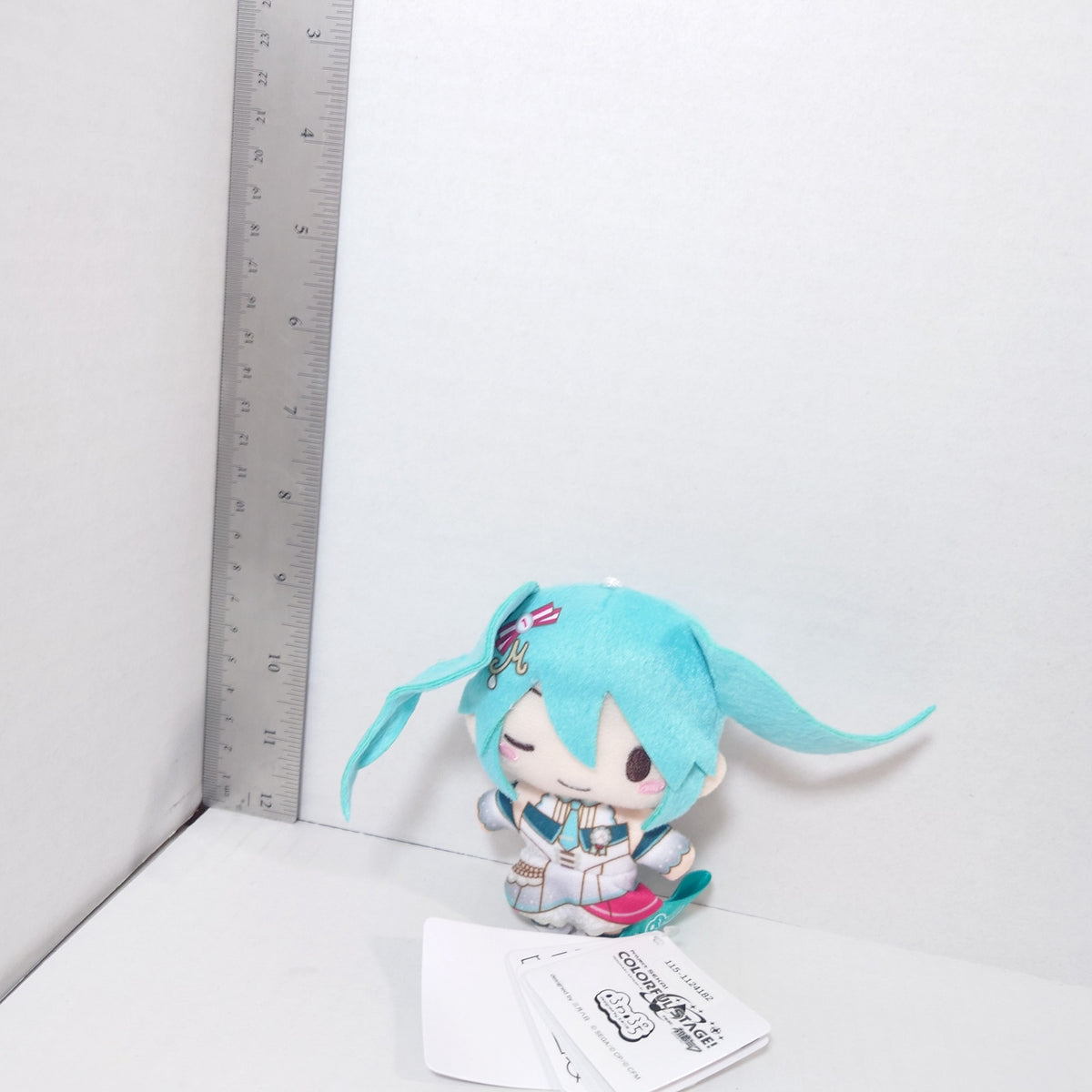 Miku Hatsune MORE MORE JUMP Project Sekai Fuwapuchi Nui Plush