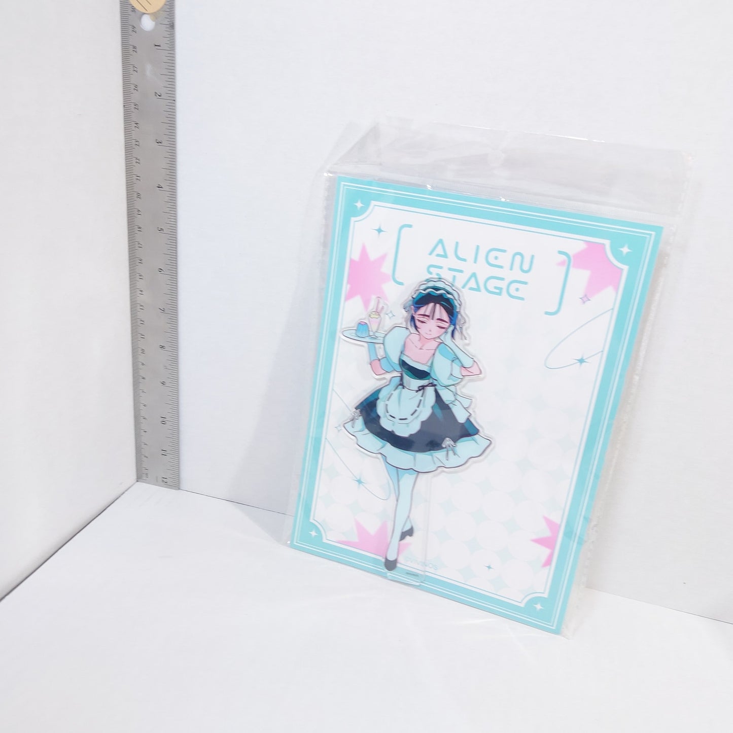 Sua Alien Stage Cafe Acrylic Stand