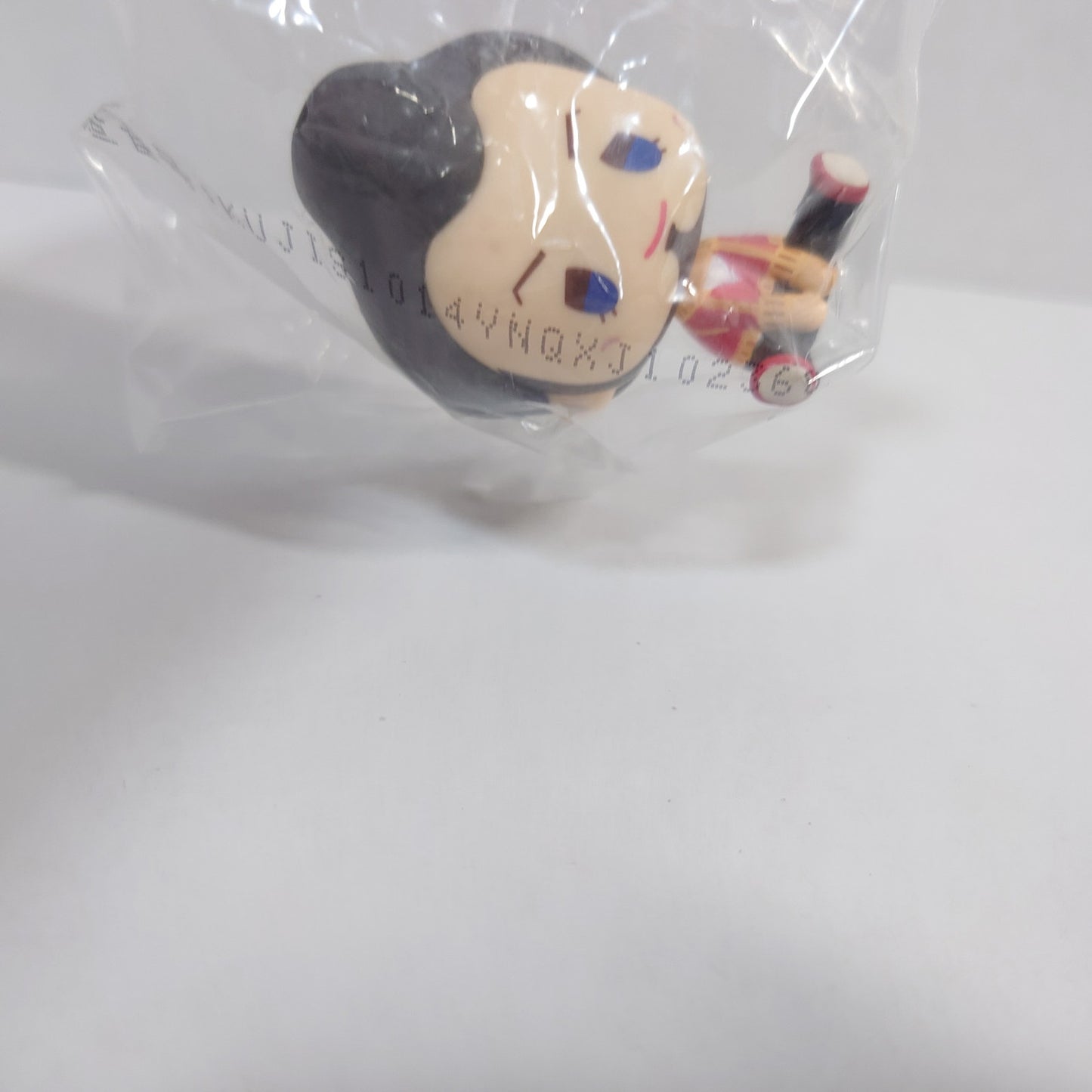 Ashton Vargas Twisted Wonderland Ichiban Kuji Mini Figure