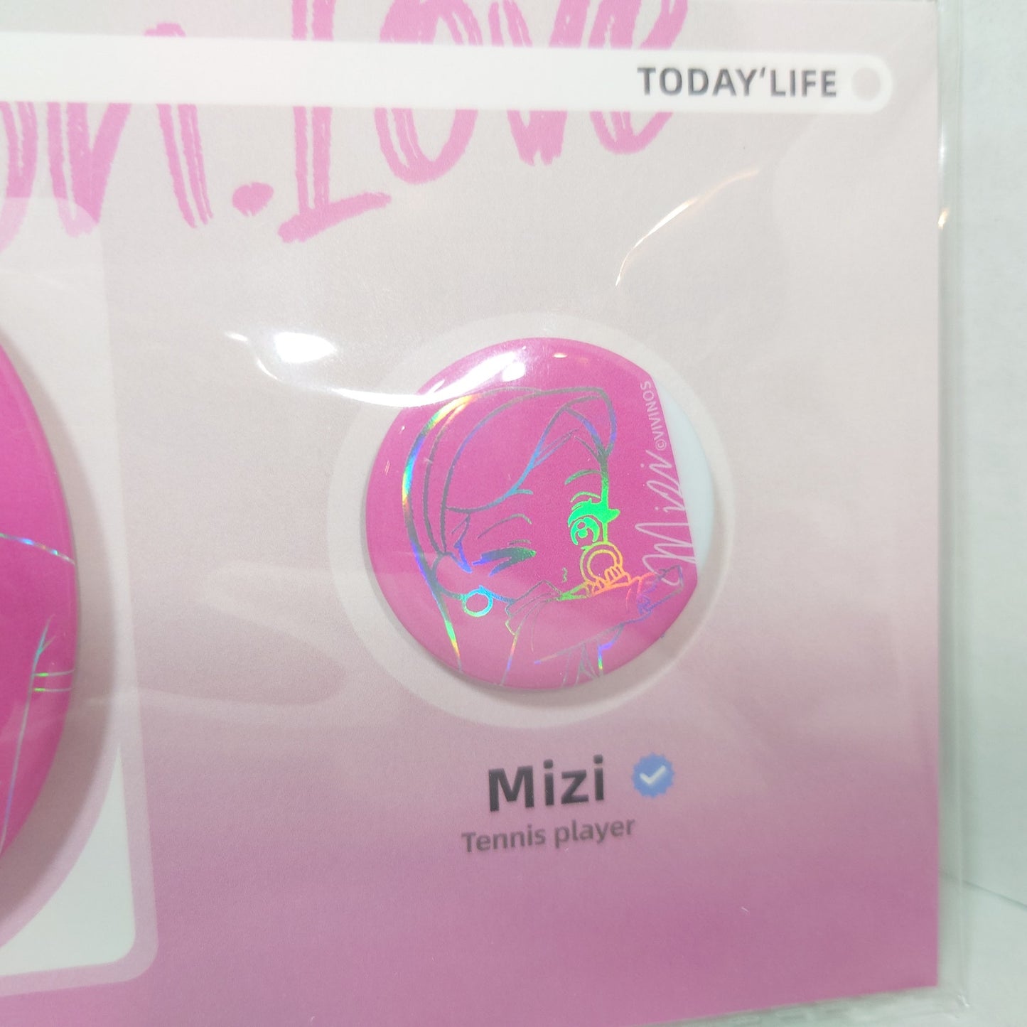 Mizi Alien Stage Passion Love Badge Set