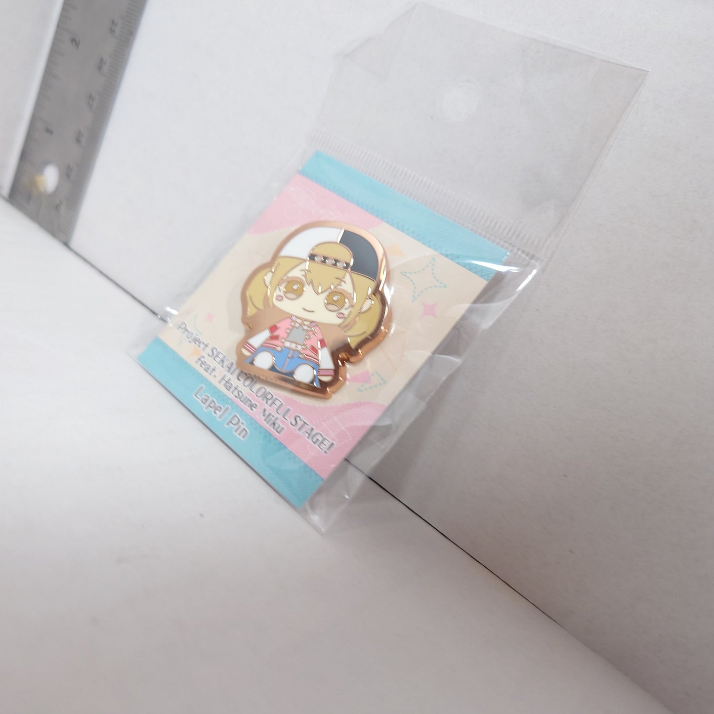Kohane Azusawa Vivid Bad Squad Project Sekai MySekai Lapel Pin