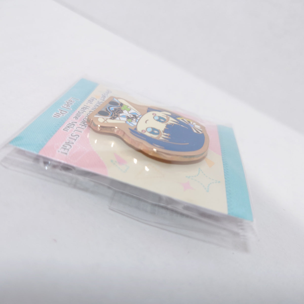 Haruka Kiritani MORE MORE JUMP Project Sekai MySekai Lapel Pin
