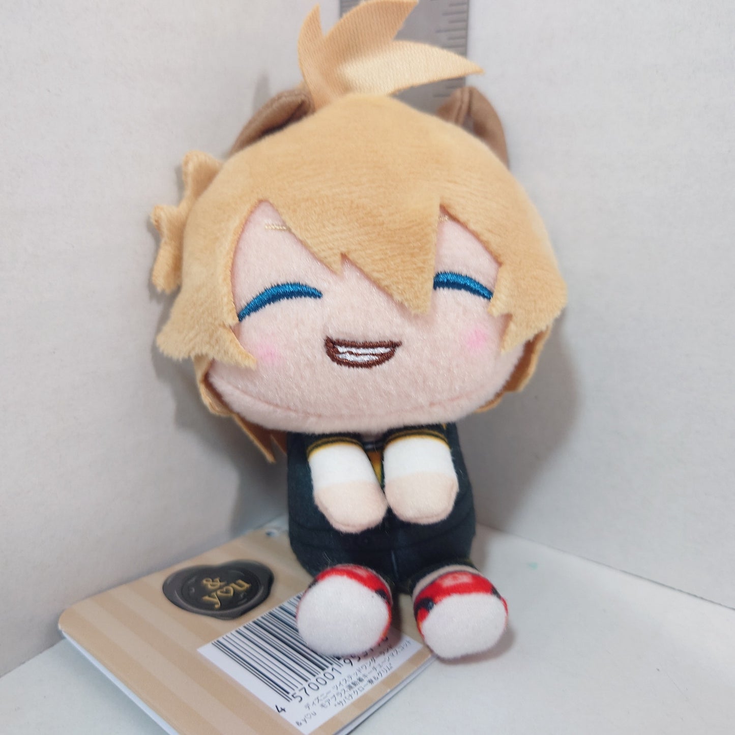 Ruggie Bucchi Twisted Wonderland Plush