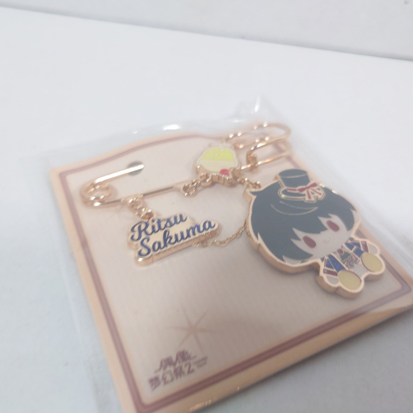 Ritsu Sakuma Knights Ensemble Stars CN Brooch Pin