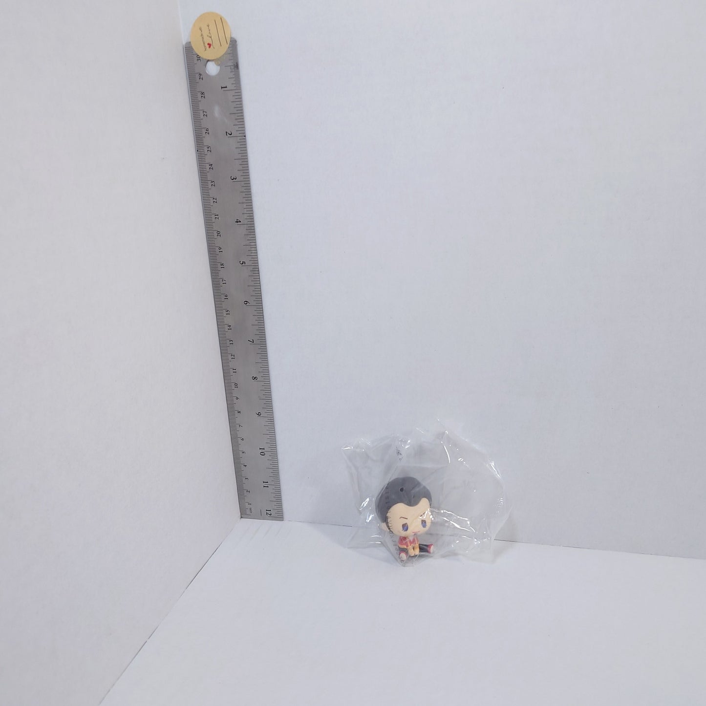 Ashton Vargas Twisted Wonderland Ichiban Kuji Mini Figure