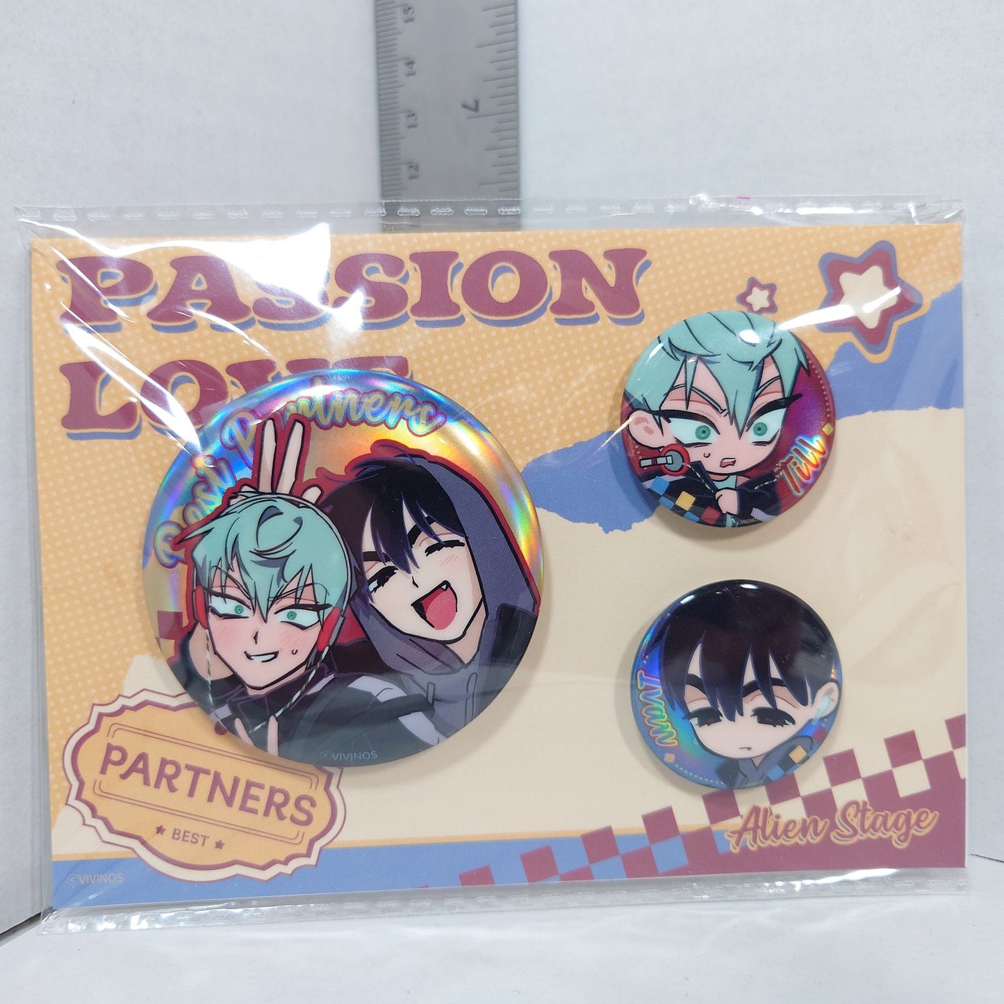 Ivan & Till Alien Stage Passion Love Pin Set