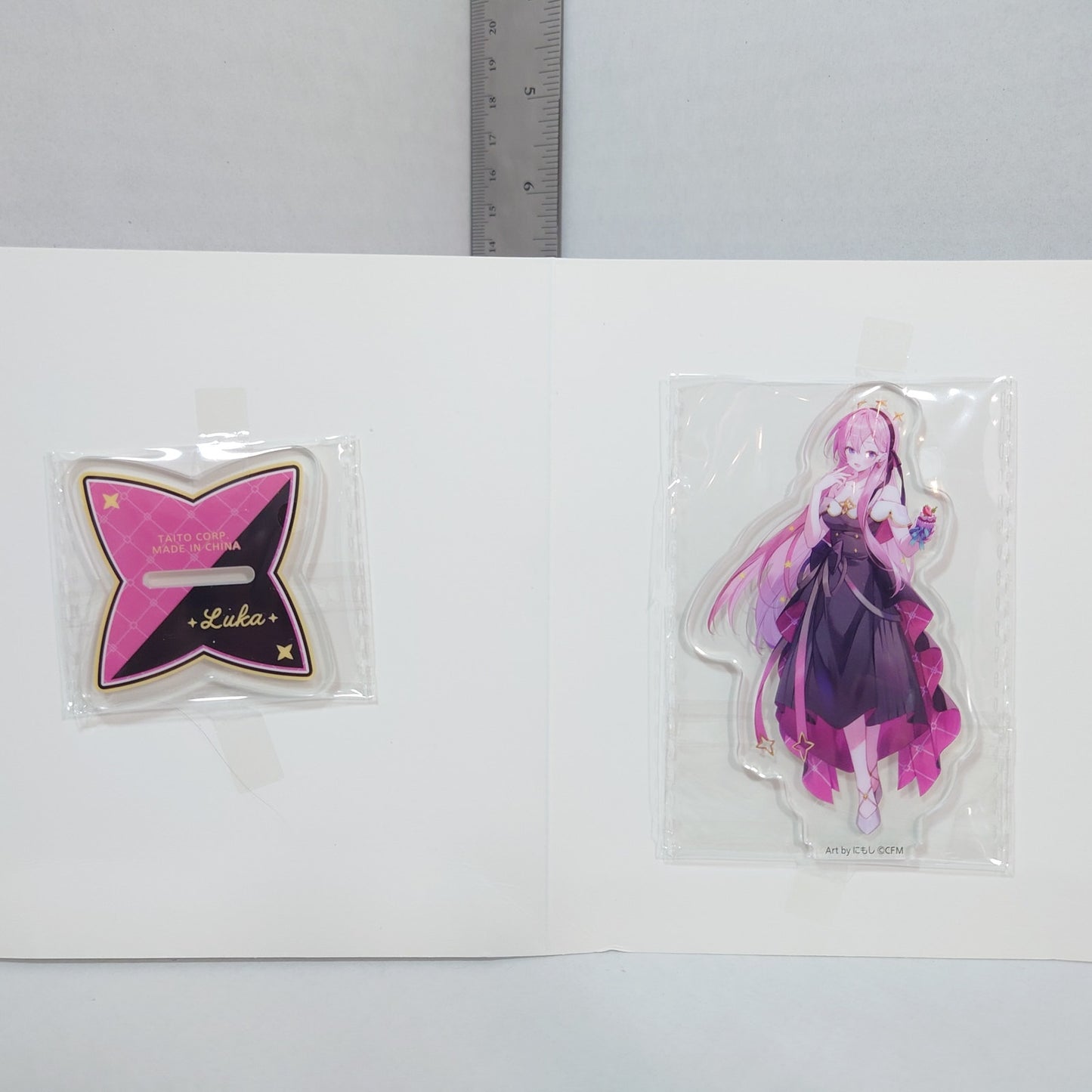 LUKA MEGURINE 39th Memorial Day Ichiban Kuji Acrylic Stand
