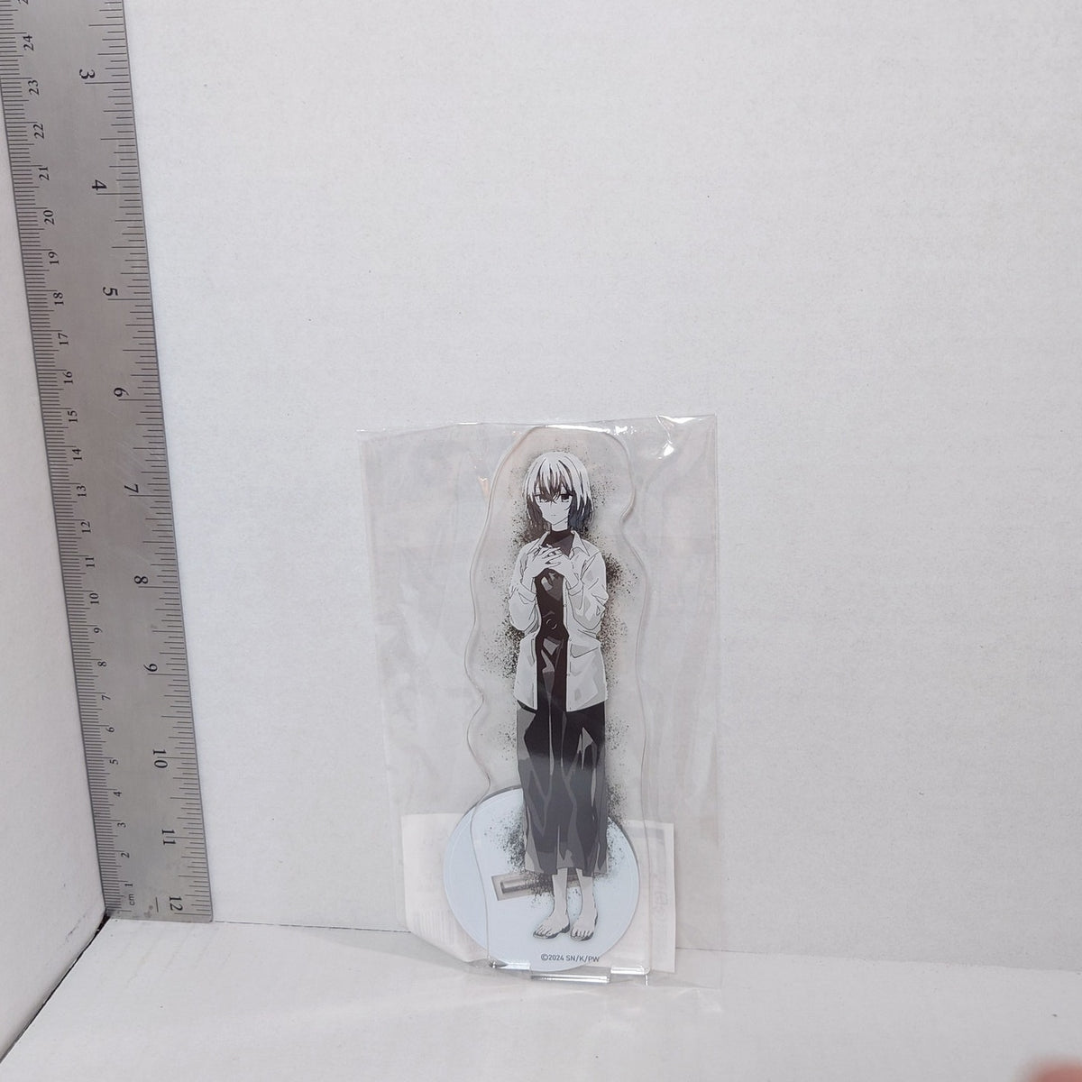 Hinako Yaotose Watashi wo Tabetai, Hitodenashi Acrylic Stand