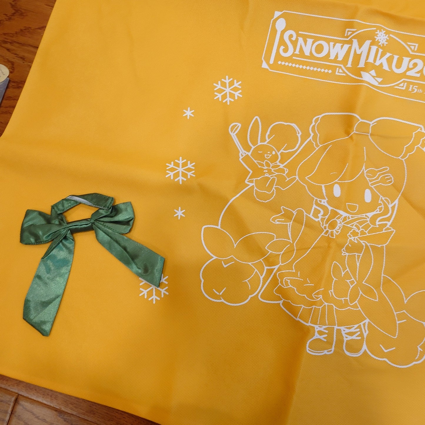 MIKU HATSUNE VOCALOID Fuwapuchi Christmas Present Bag