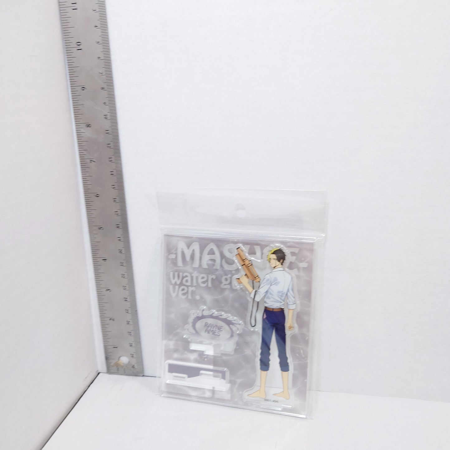Rayne Ames Mashle Acrylic Stand