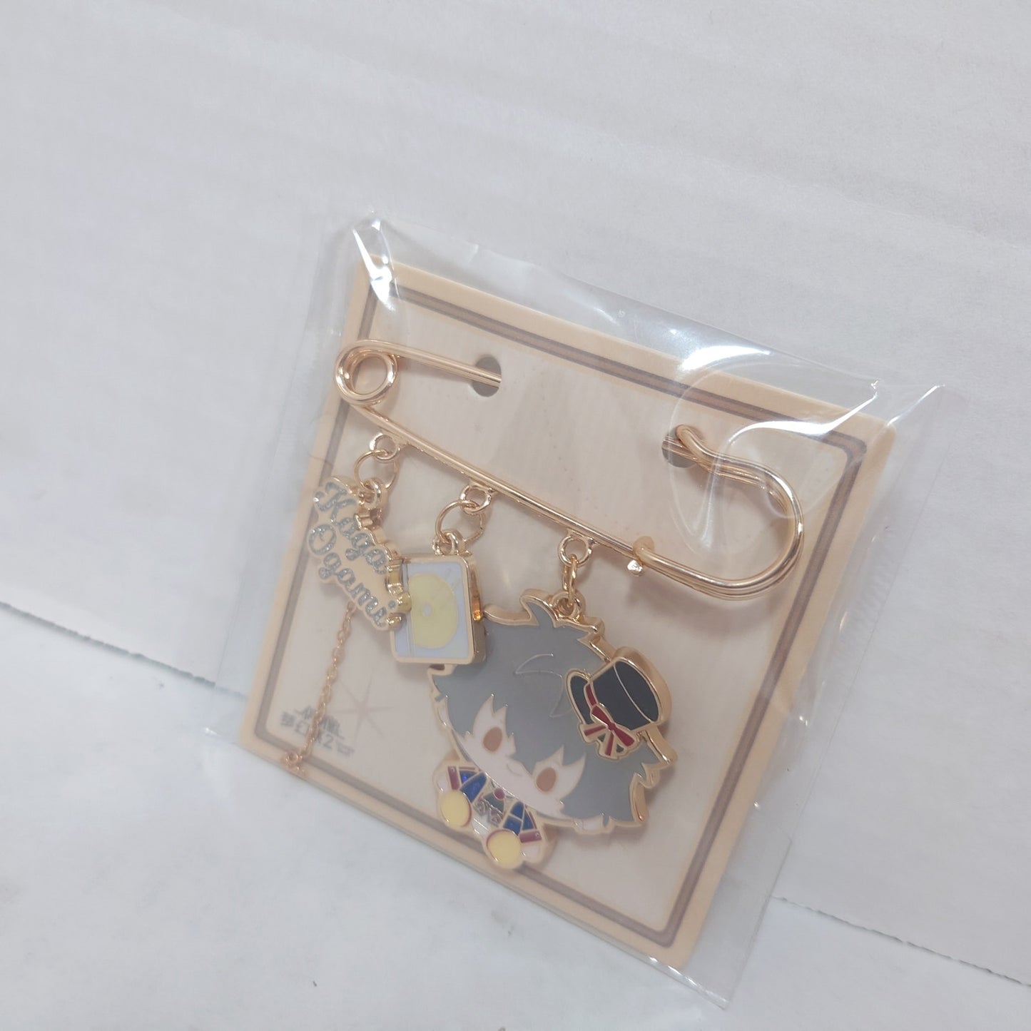 Oogami Koga UNDEAD Ensemble Stars CN Brooch Pin