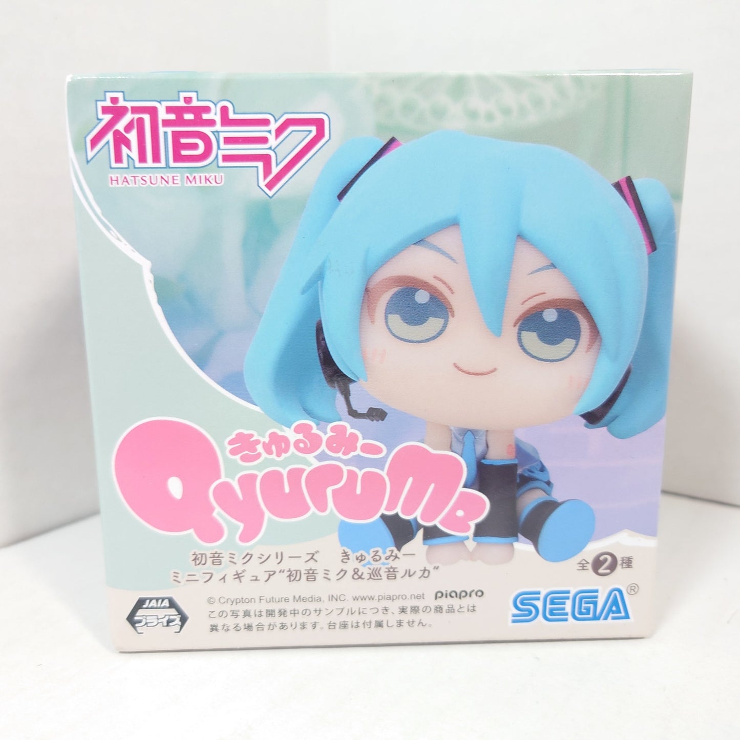 MIKU HATSUNE VOCALOID Qyurume Mini Figurine