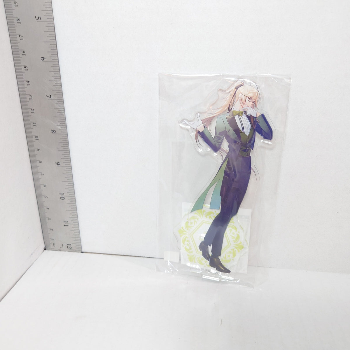Kageyuki Shiraishi Collar x Malice Acrylic Stand