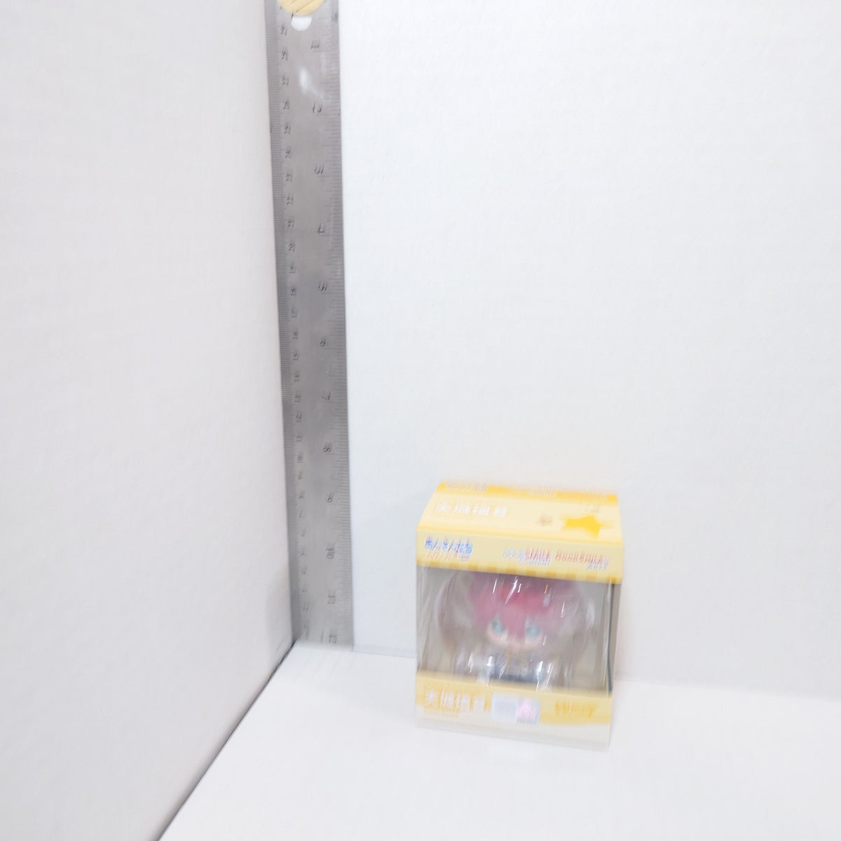 Rinne Amagi Crazy:B Ensemble Stars Huggy Mini Figurine