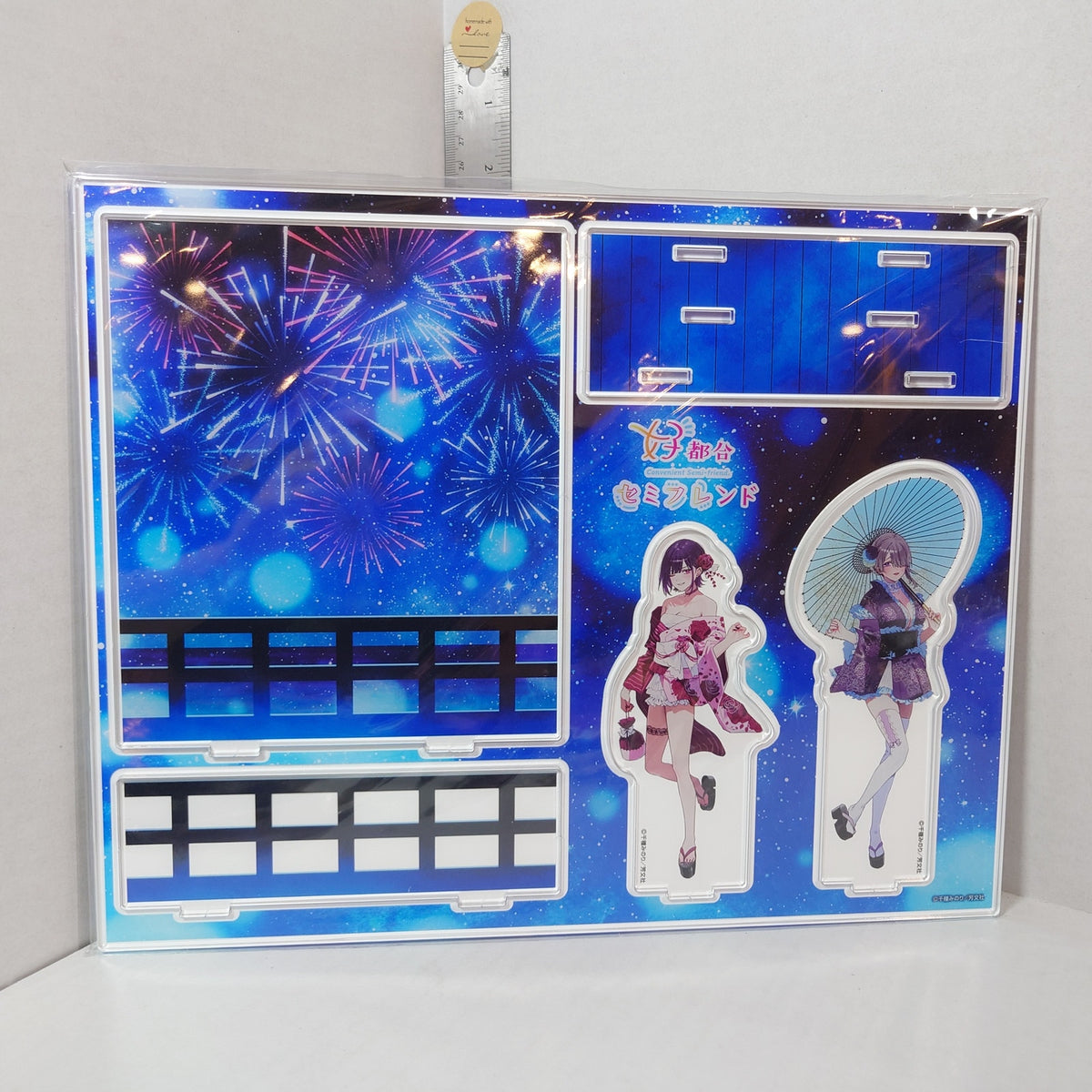Ruka Convenient Semi-Friend Diorama Acrylic Stand