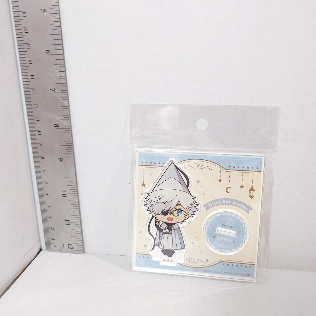 Qifrey Witch Hat Atelier Acrylic Stand