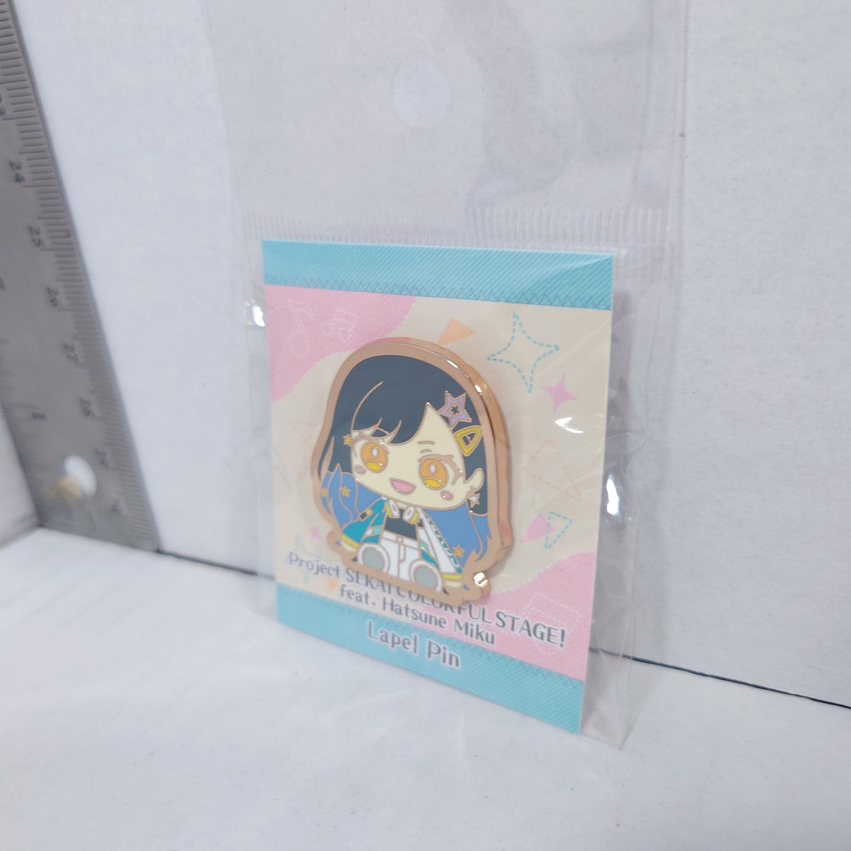 An Shiraishi Vivid Bad Squad Project Sekai MySekai Lapel Pin