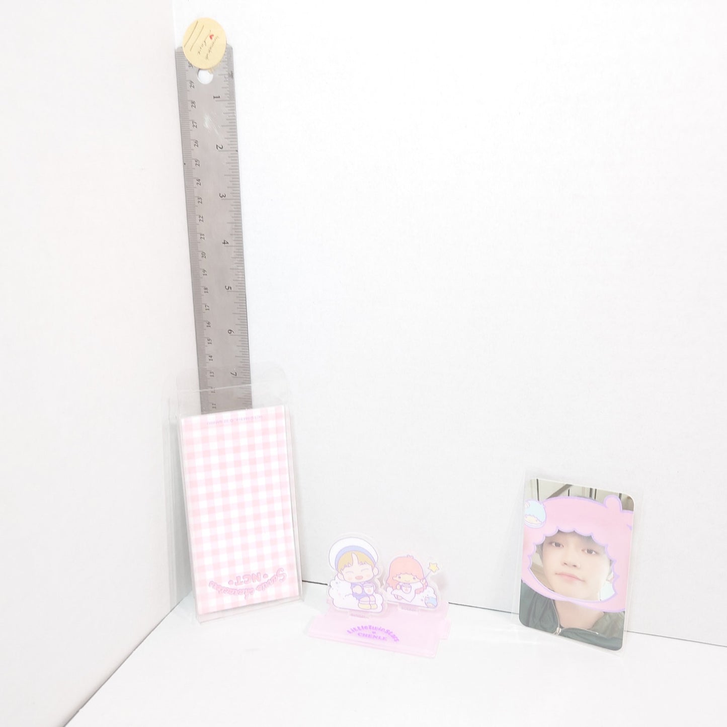 NCT x Sanrio Chenle & Little Twin Stars Acrylic Stand & Photocard