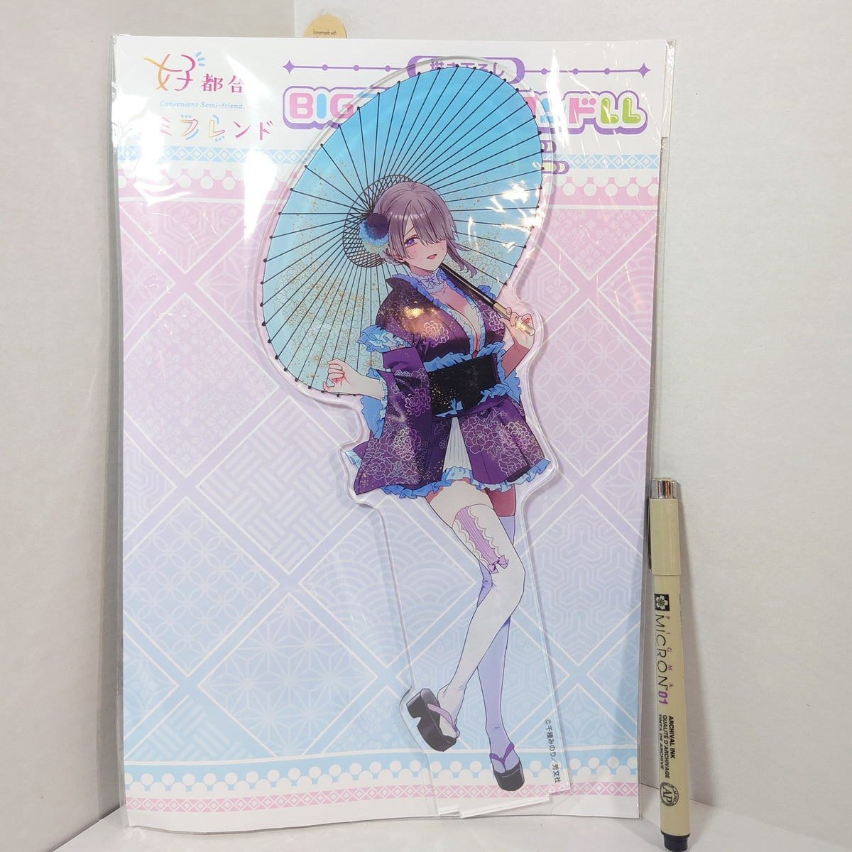 Suuna Convenient Semi-Friend  BIG Acrylic Stand