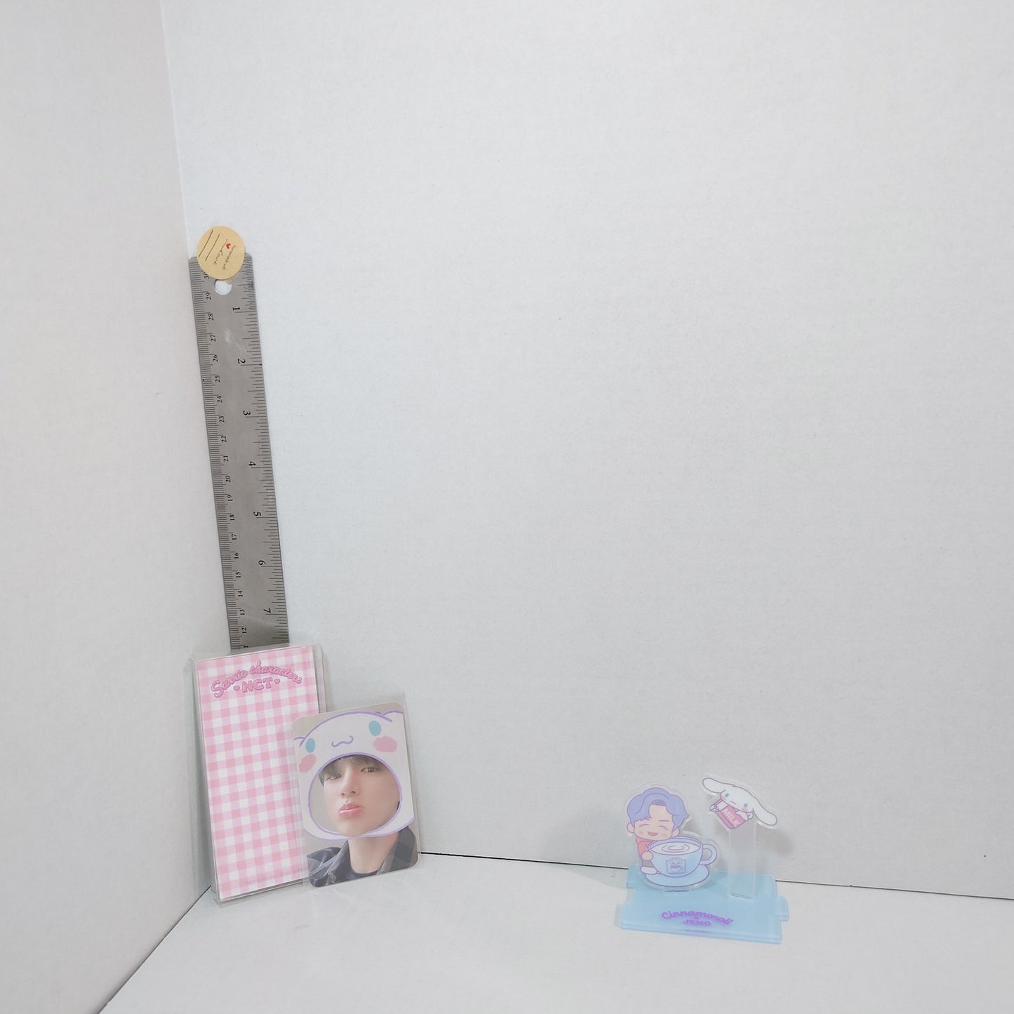 NCT x Sanrio Jeno & Cinnamoroll Acrylic Stand & Photocard Set