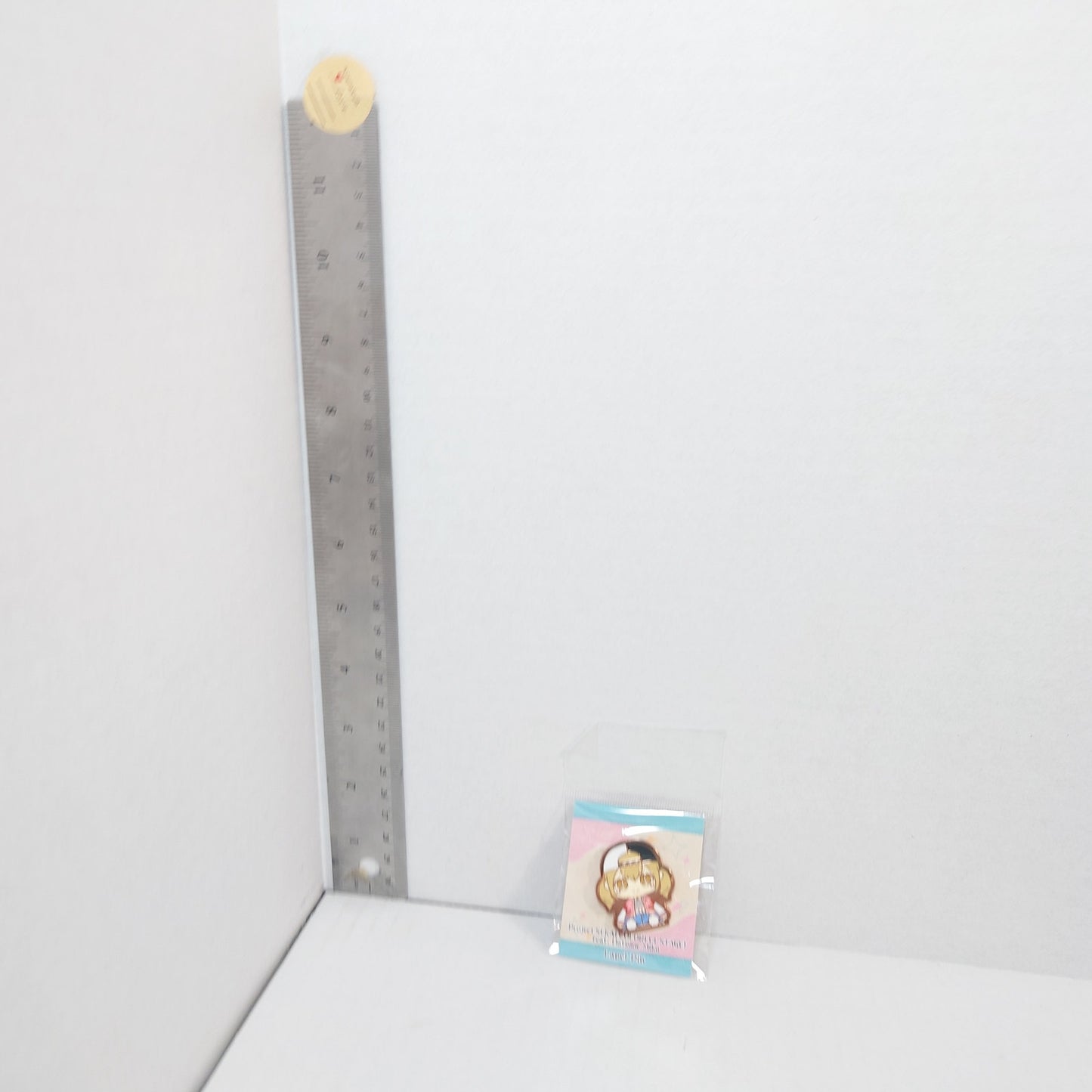 Kohane Azusawa Vivid Bad Squad Project Sekai MySekai Lapel Pin