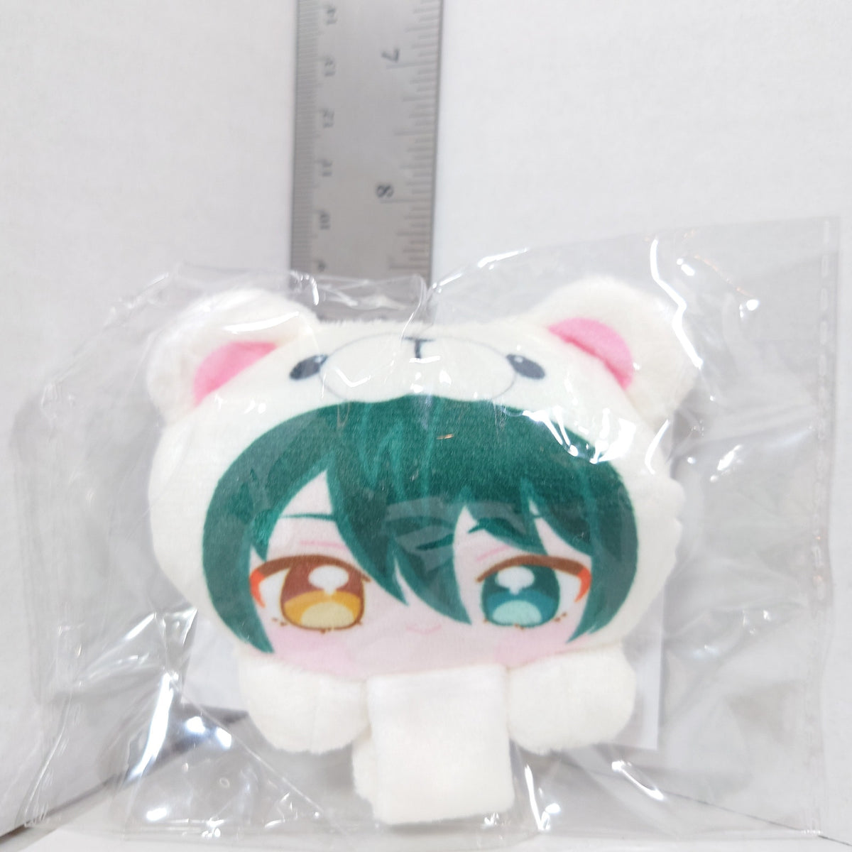 Mika Kagehira Valkyrie Ensemble Stars Itsunui Plush Badge