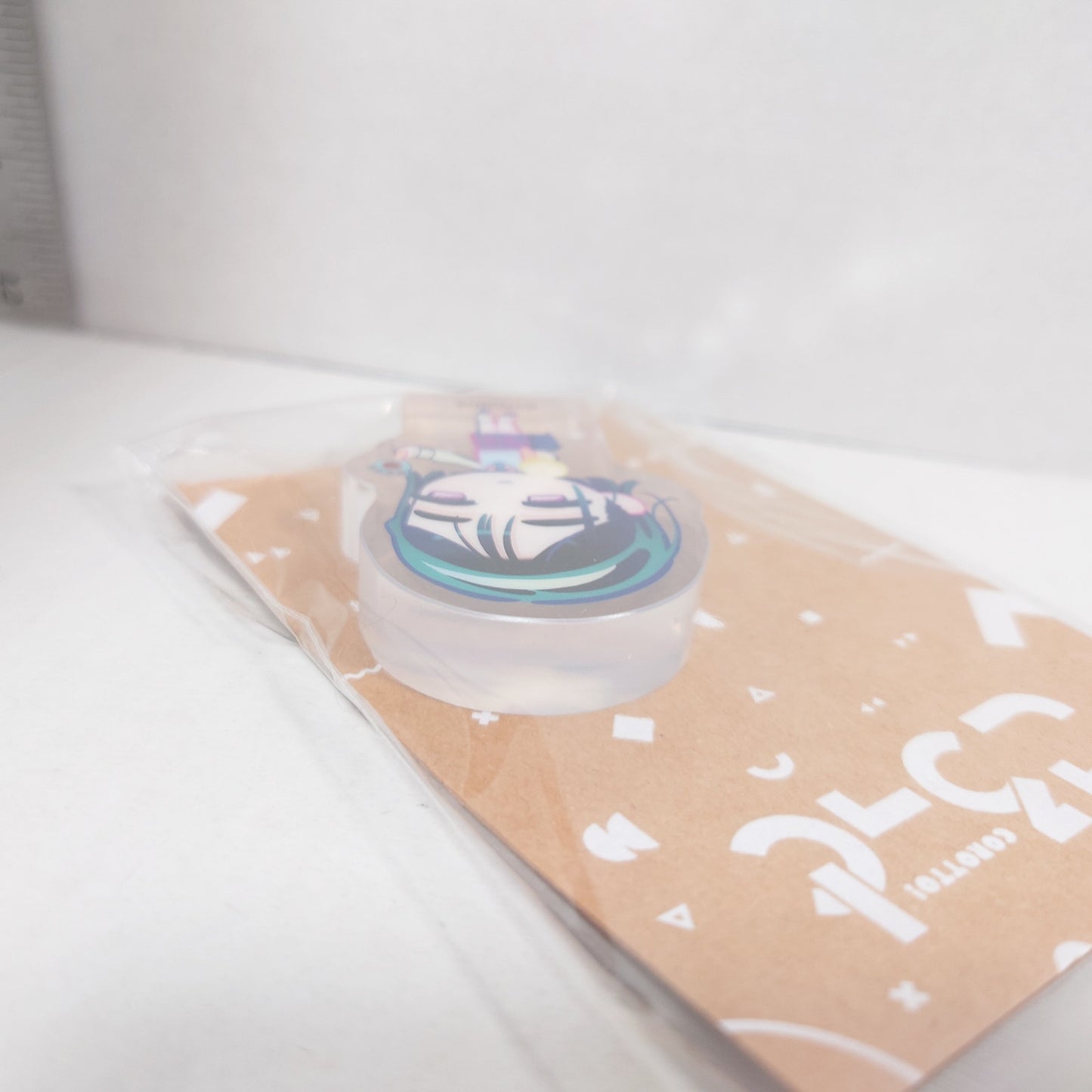 Sua Alien Stage Find your Plus One! Acrylic Stand