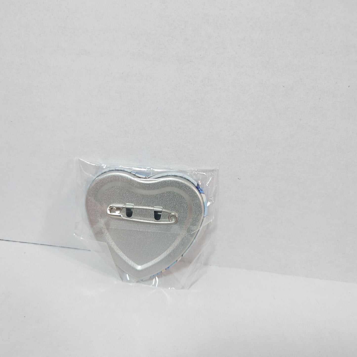 Madara Mikejima Ensemble Stars 5th Anniversary Pin Badge