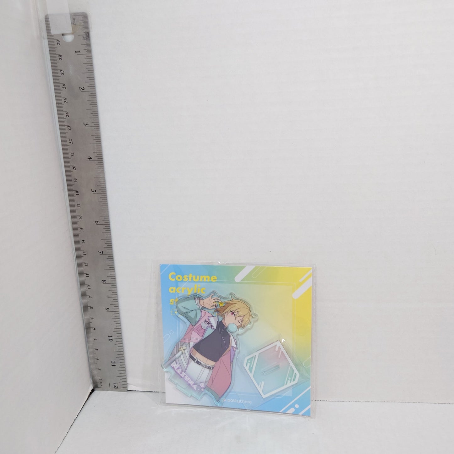 Nazuna Nito Rab*its Ensemble Stars Acrylic Stand