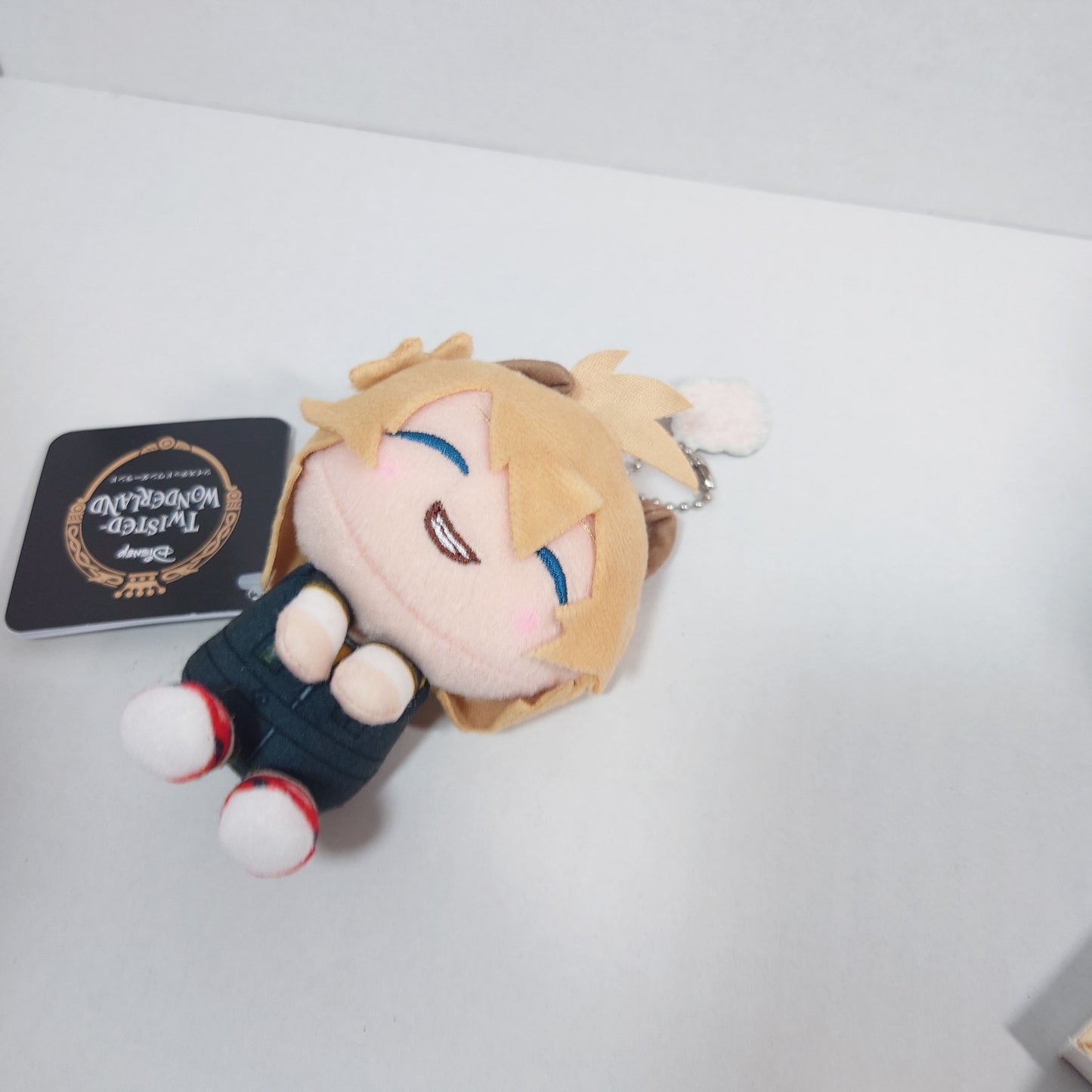 Ruggie Bucchi Twisted Wonderland Plush