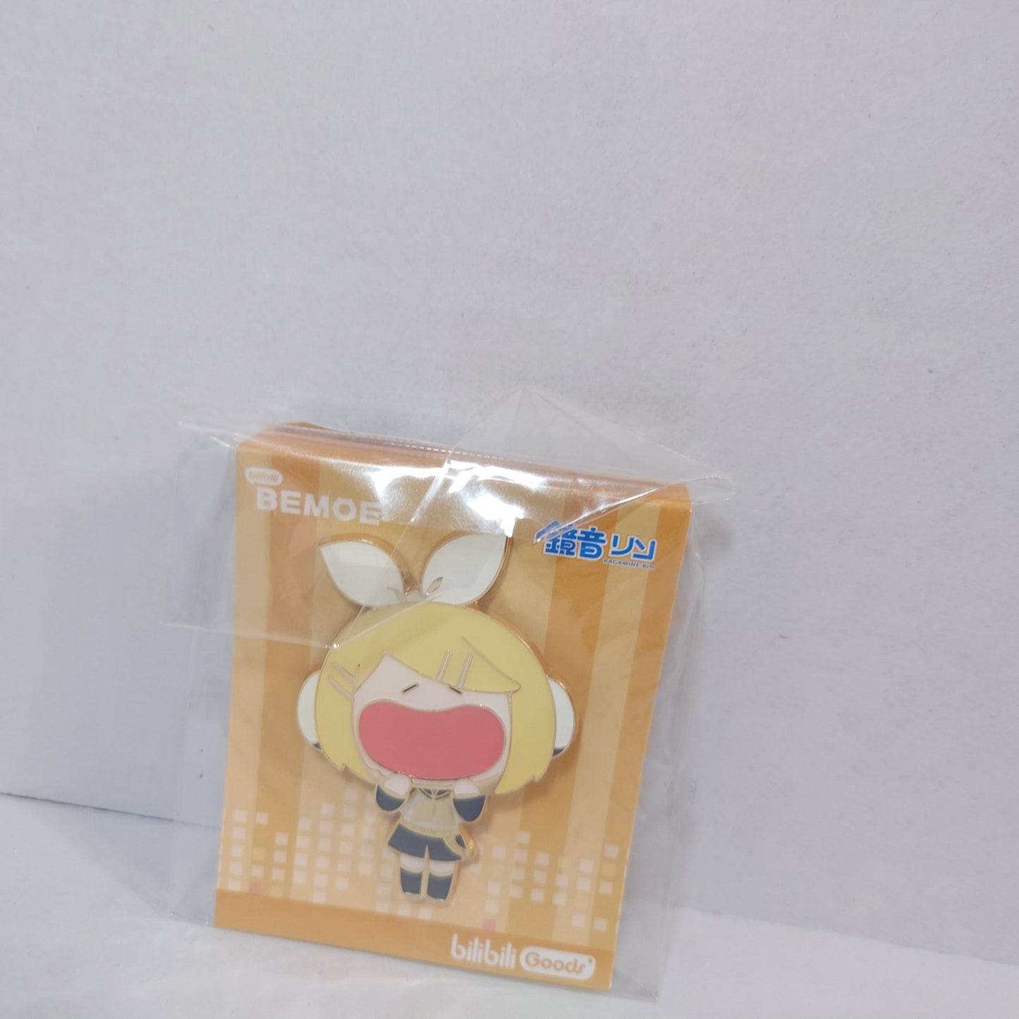 RIN Kagamine VOCALOID CN Collab Pin