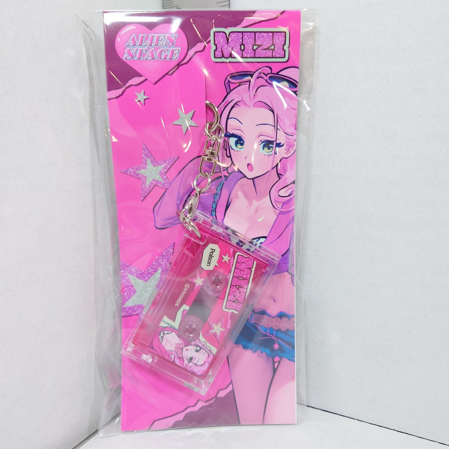 Mizi Alien Stage Find your Plus One! Cassette Keychain