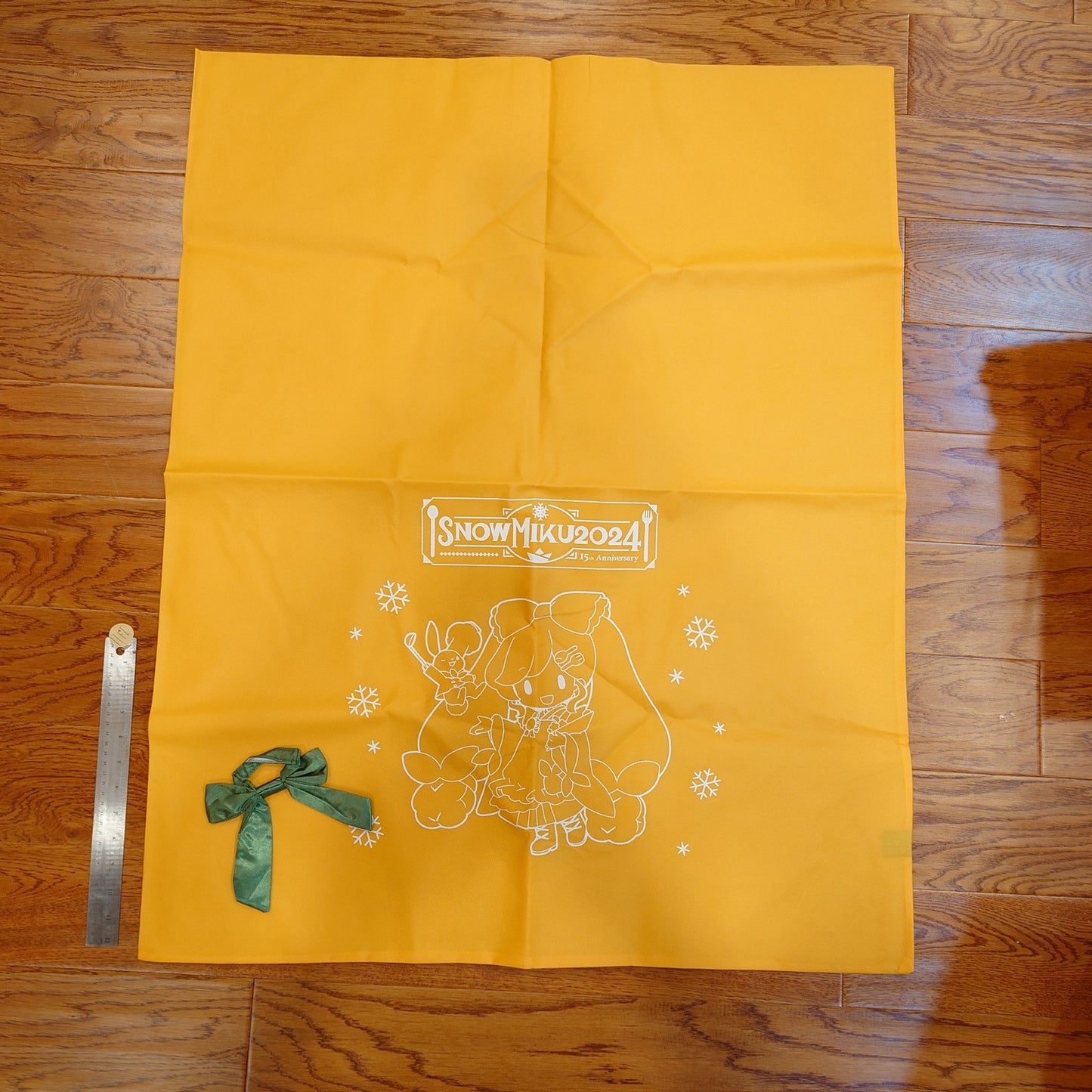 MIKU HATSUNE VOCALOID Fuwapuchi Christmas Present Bag