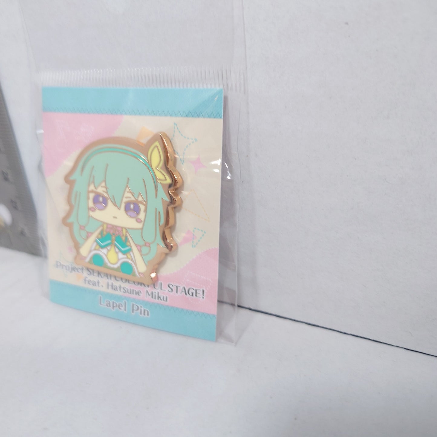 Nene Kusanagi Wonderlands x Showtime Project Sekai MySekai Lapel Pin